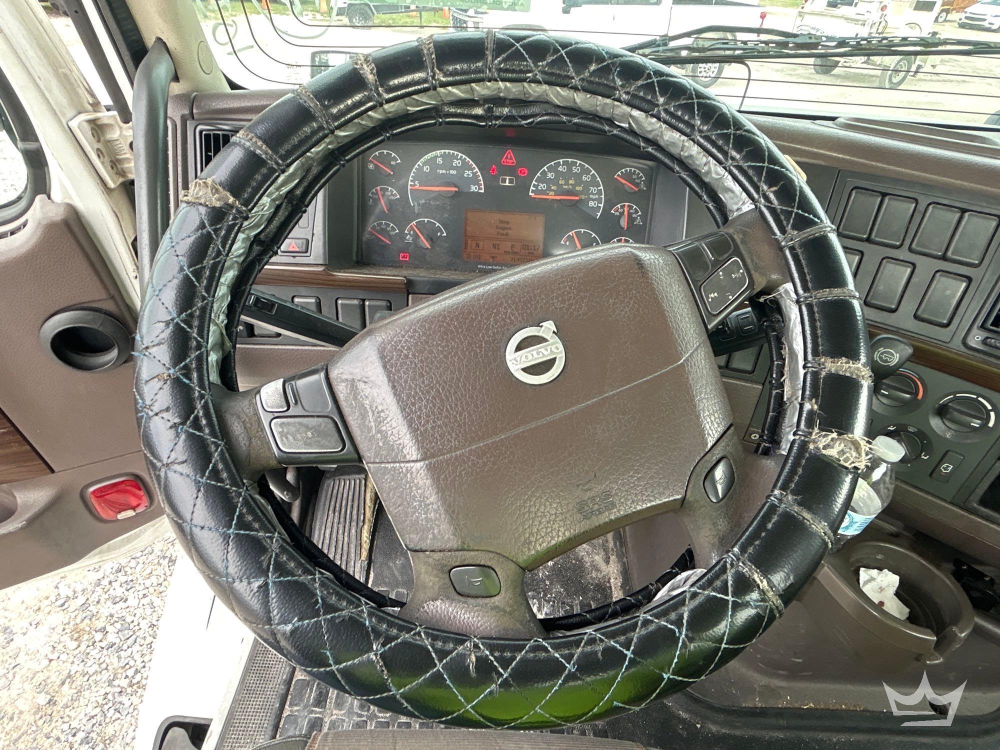 2014 Volvo VNL