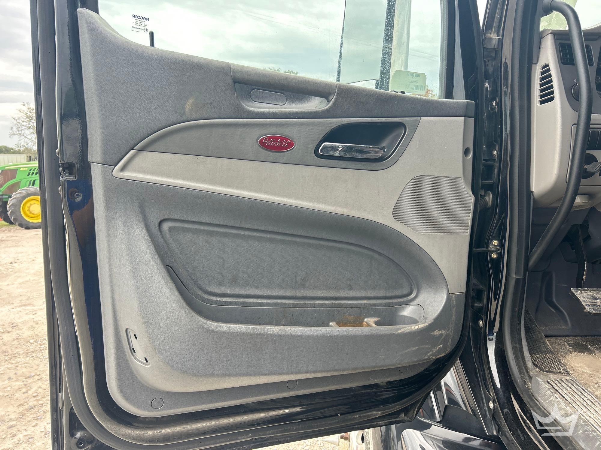 2016 Peterbilt 579