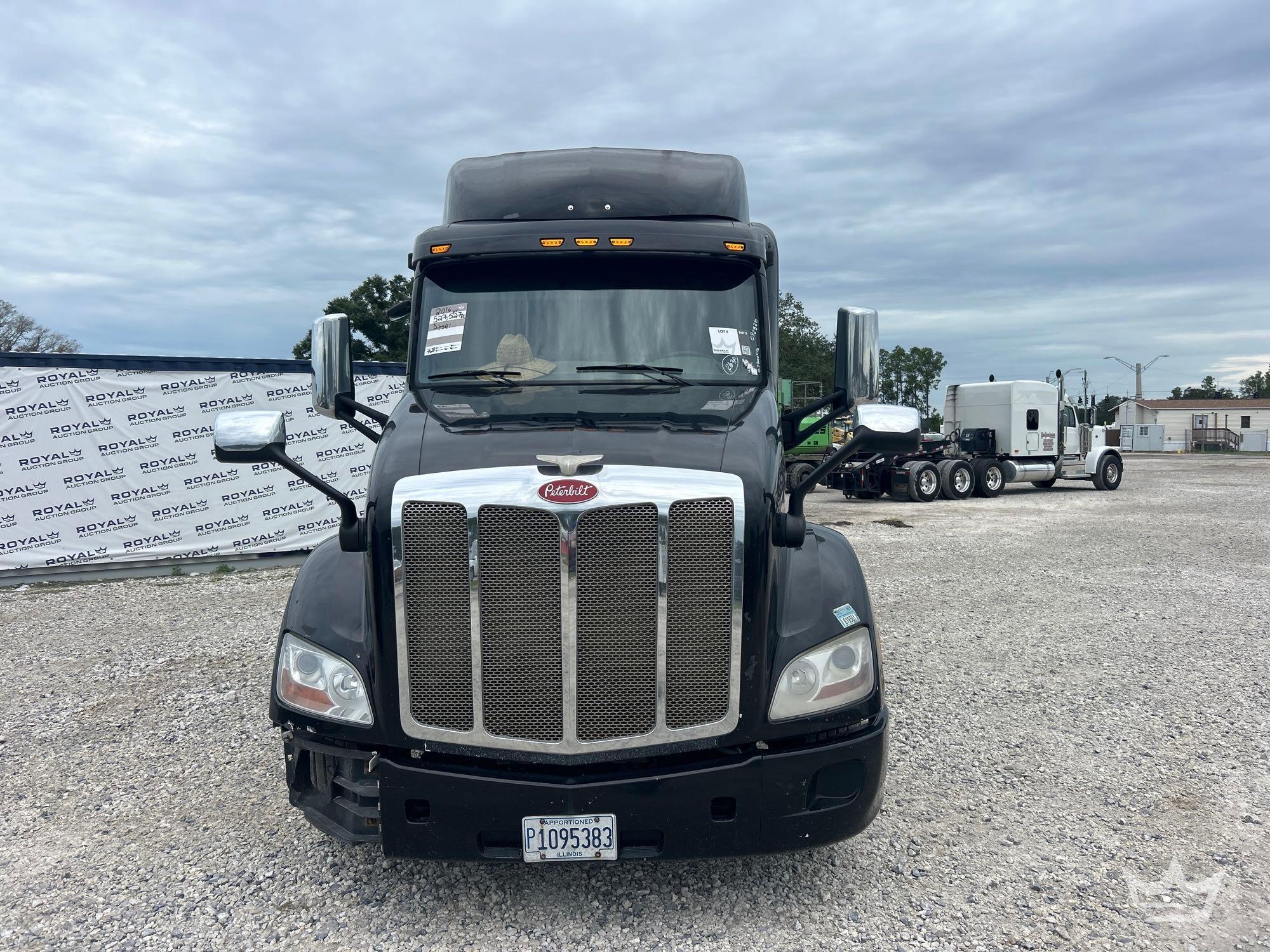 2016 Peterbilt 579