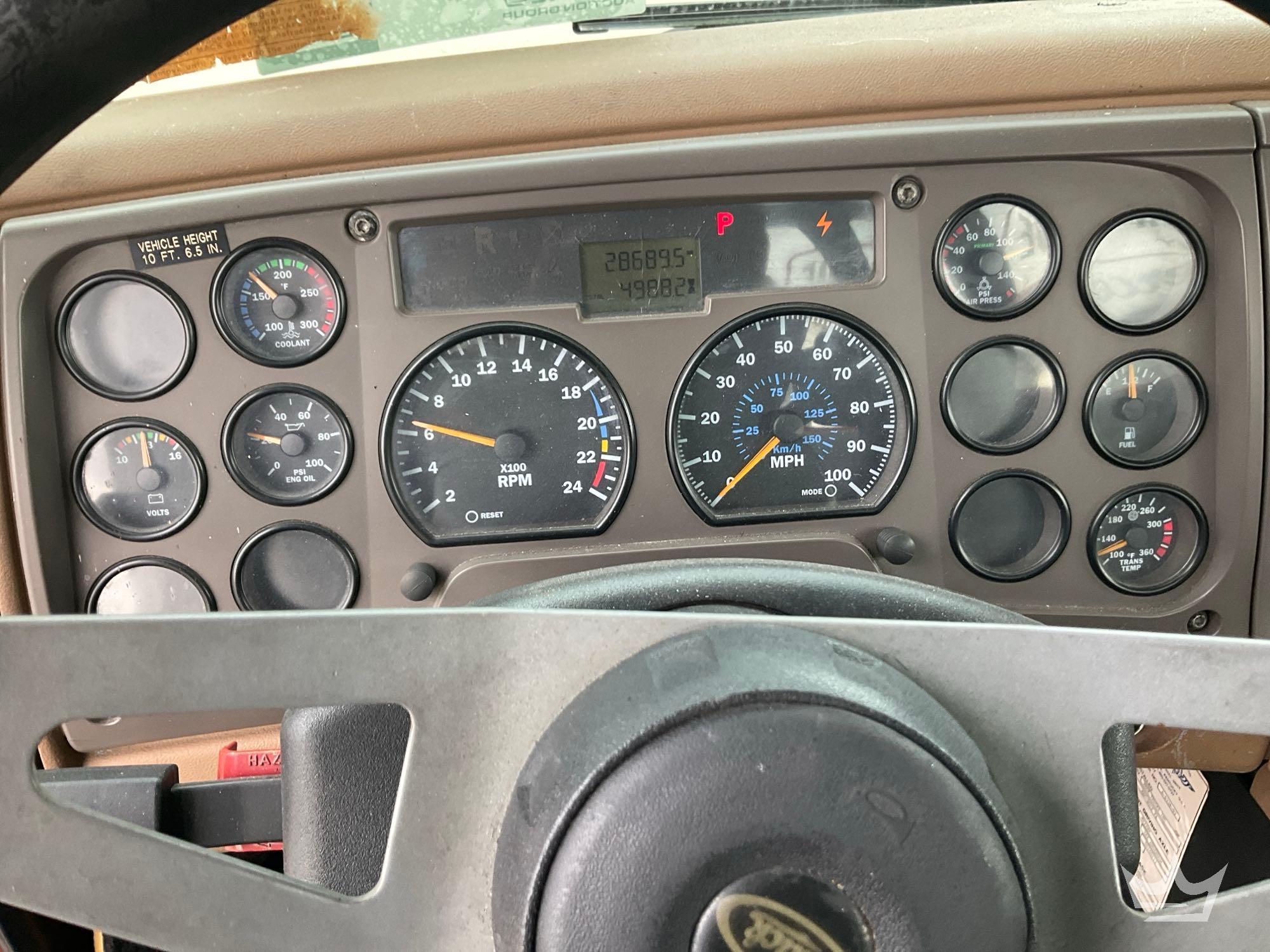 2004 Mack GRANITE CV713