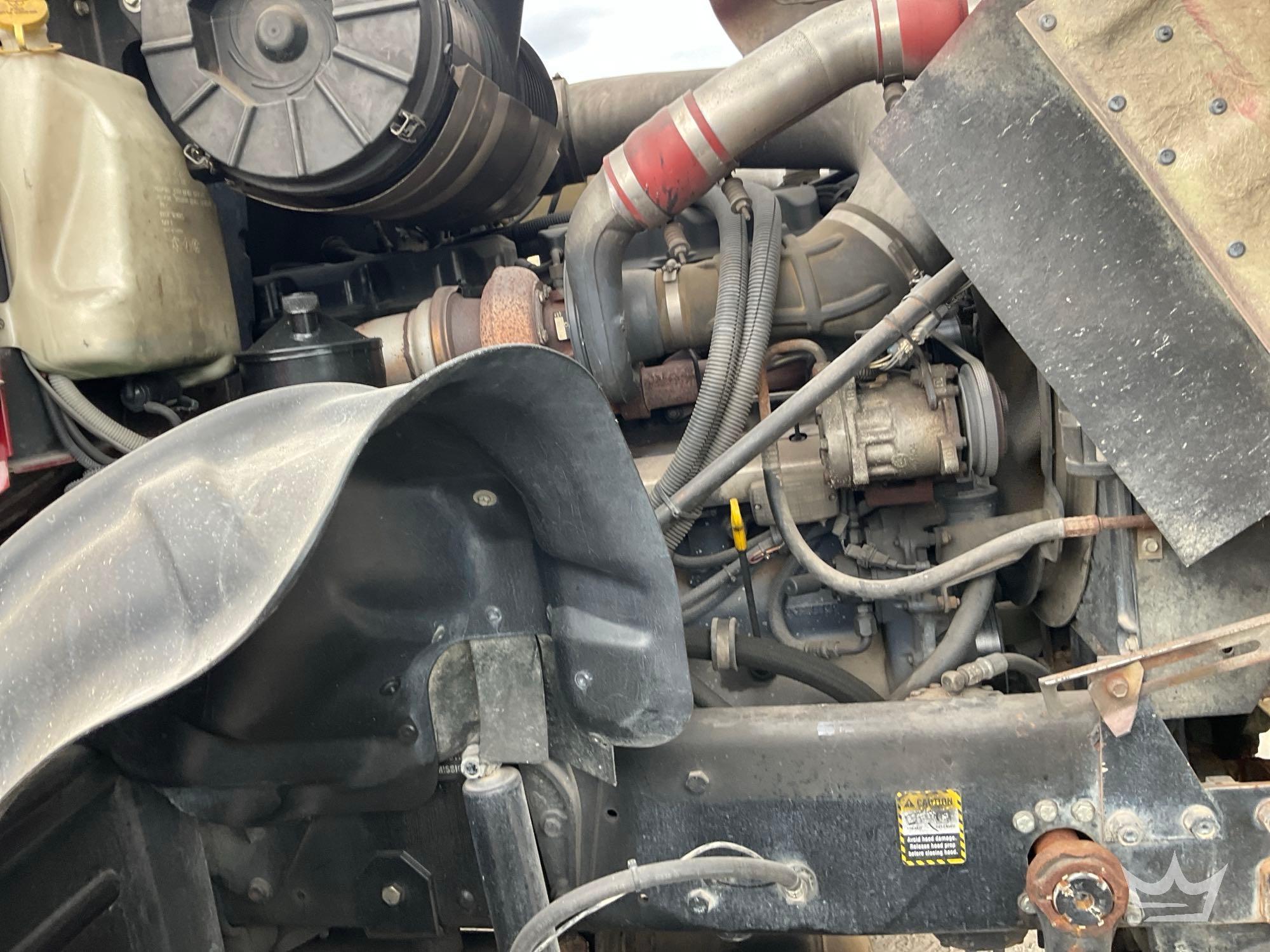 2004 Mack GRANITE CV713