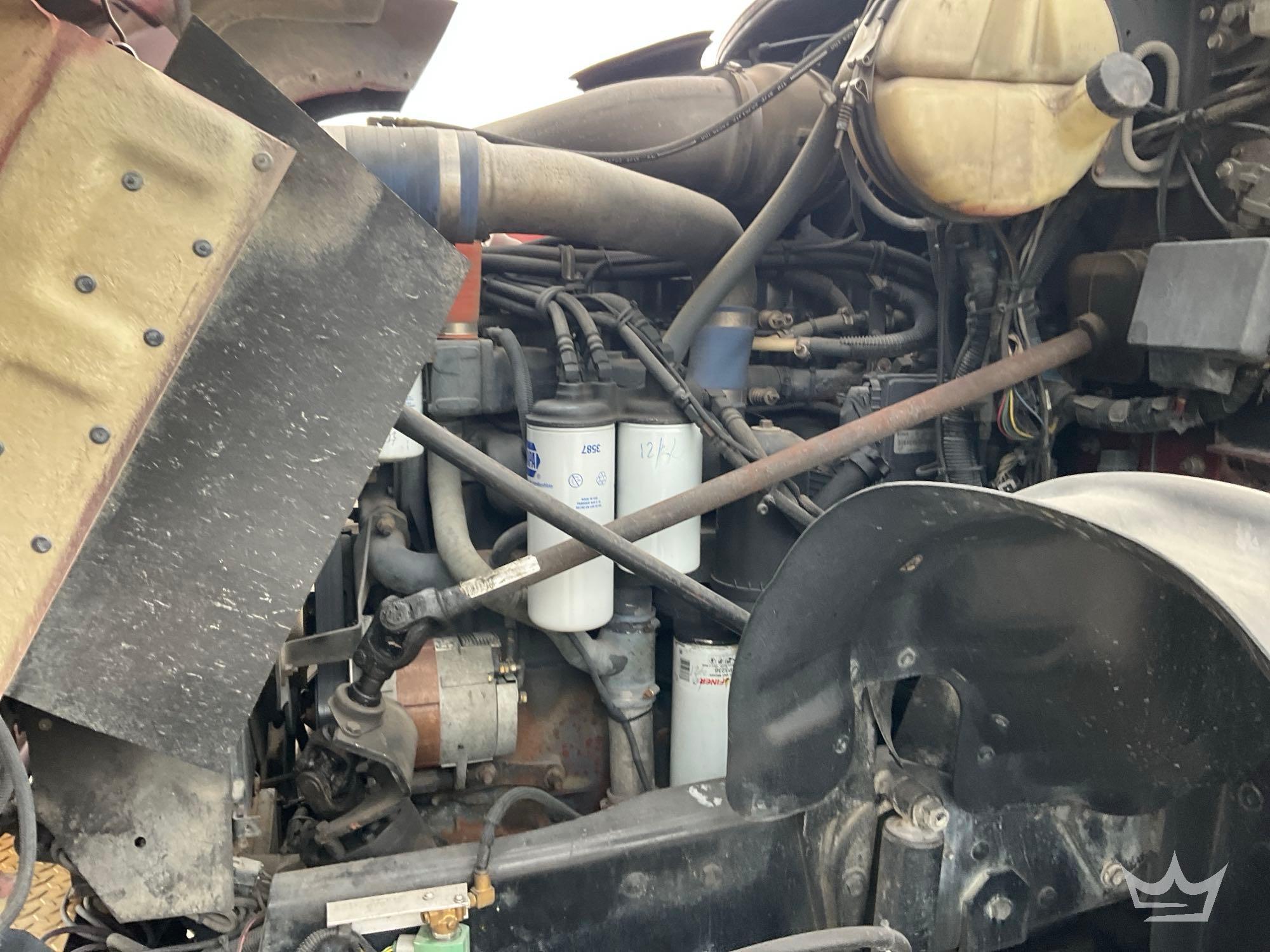2004 Mack GRANITE CV713