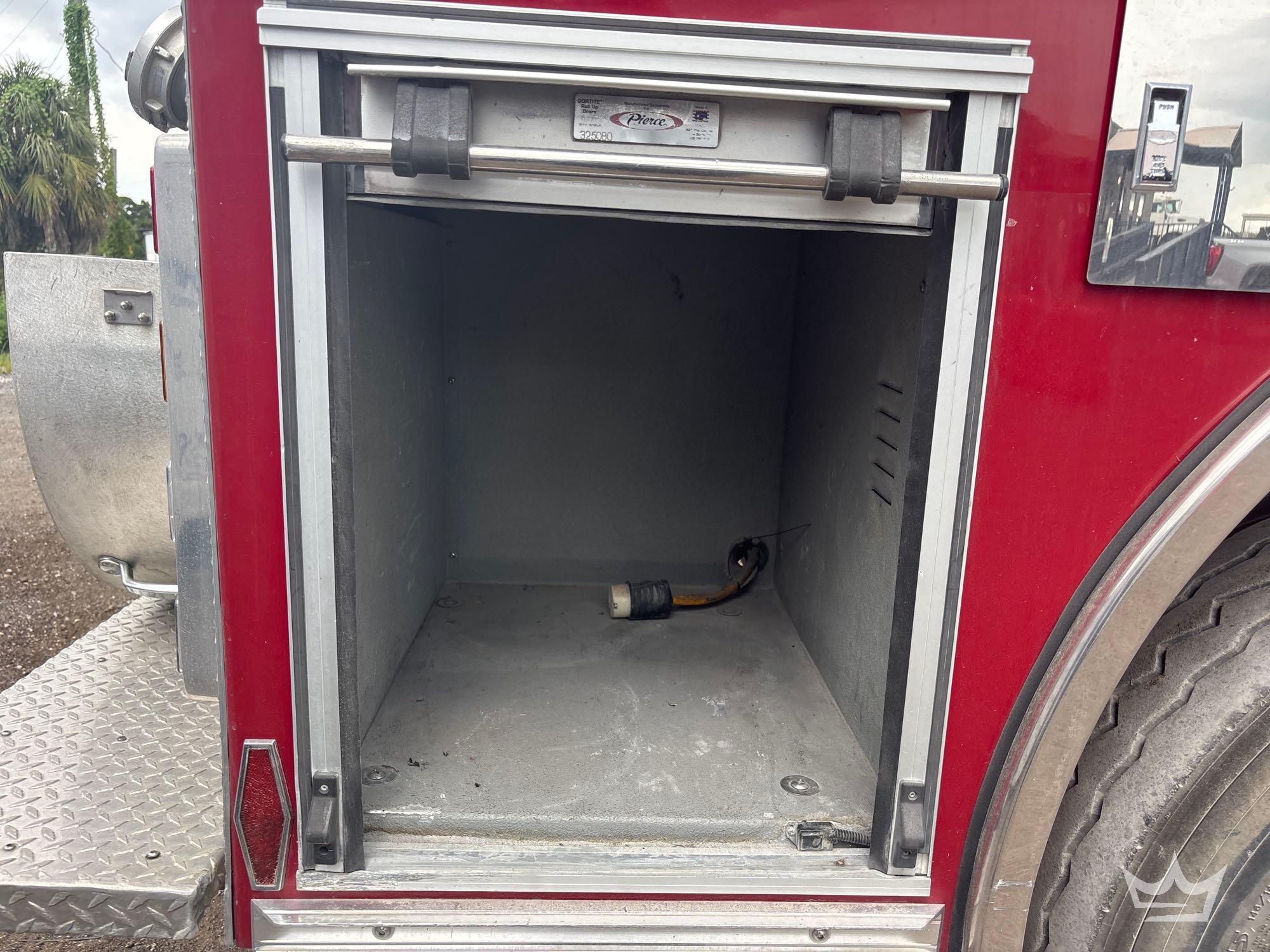 2004 Mack GRANITE CV713