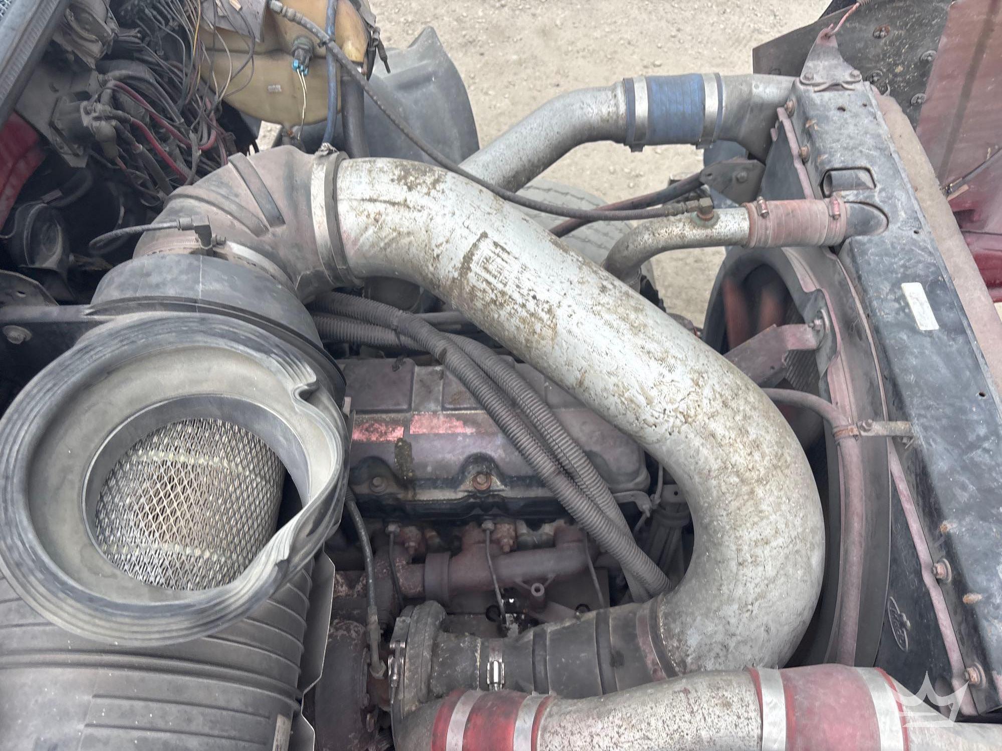 2004 Mack GRANITE CV713
