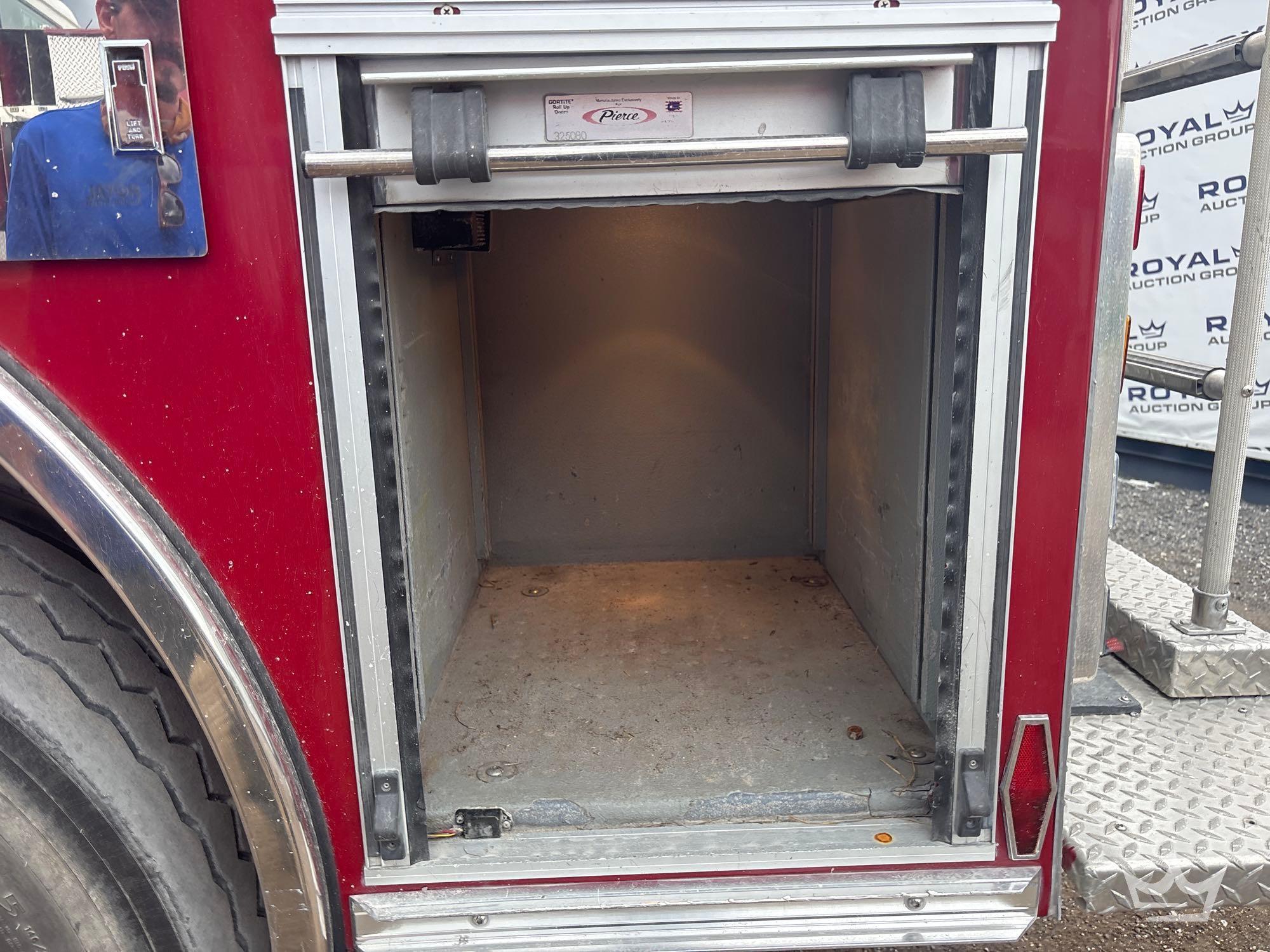 2004 Mack GRANITE CV713