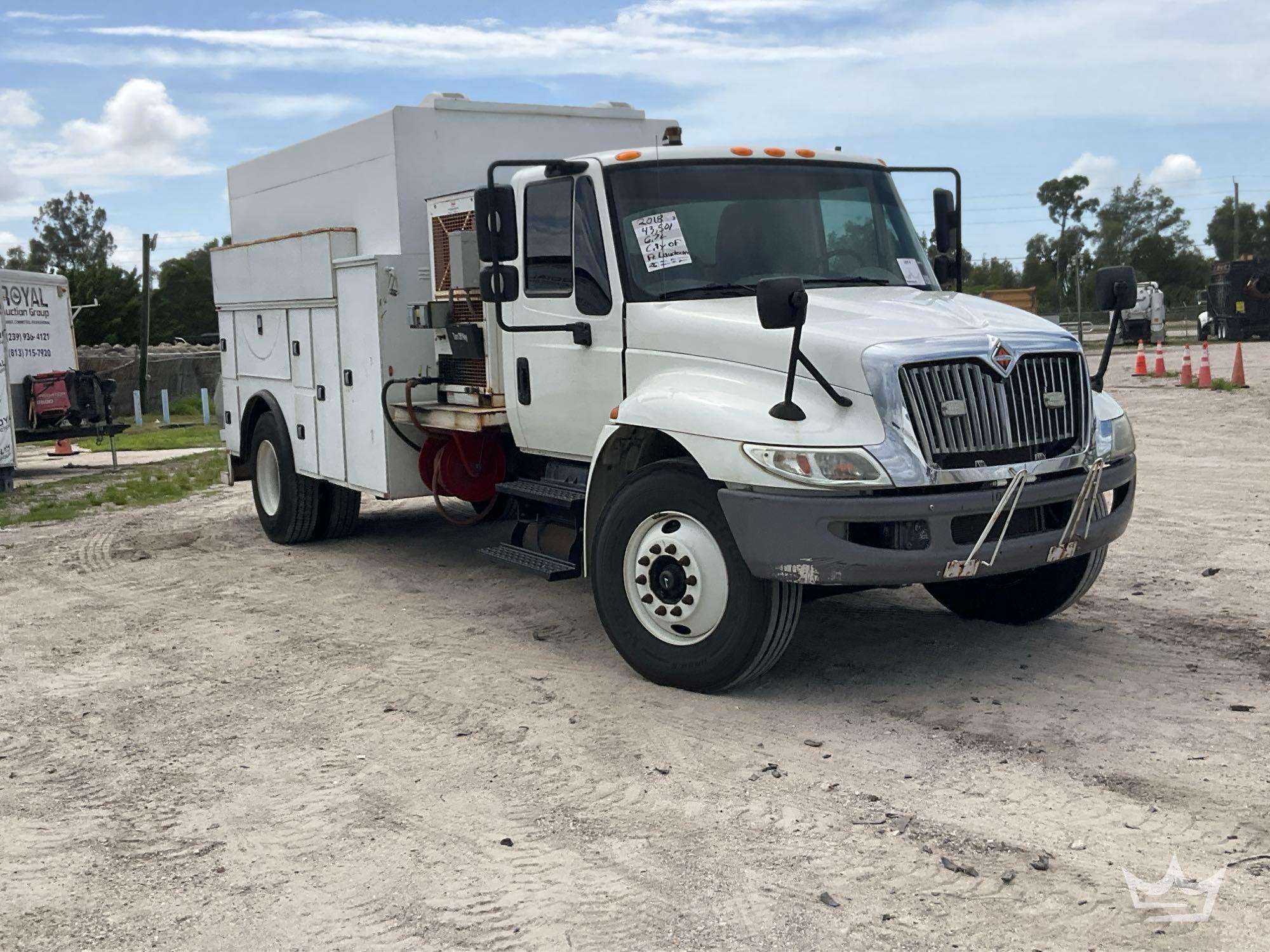 2018 International DURASTAR 4300