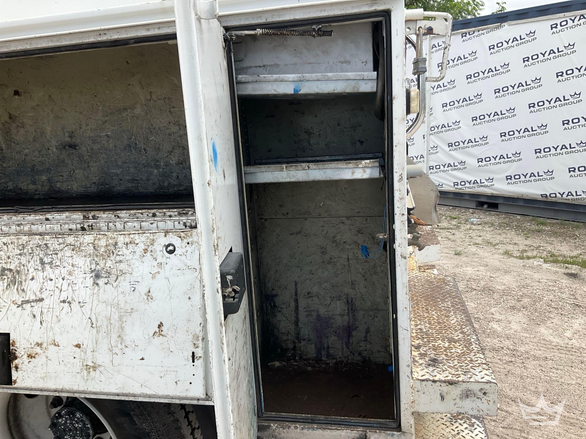 2018 International DURASTAR 4300
