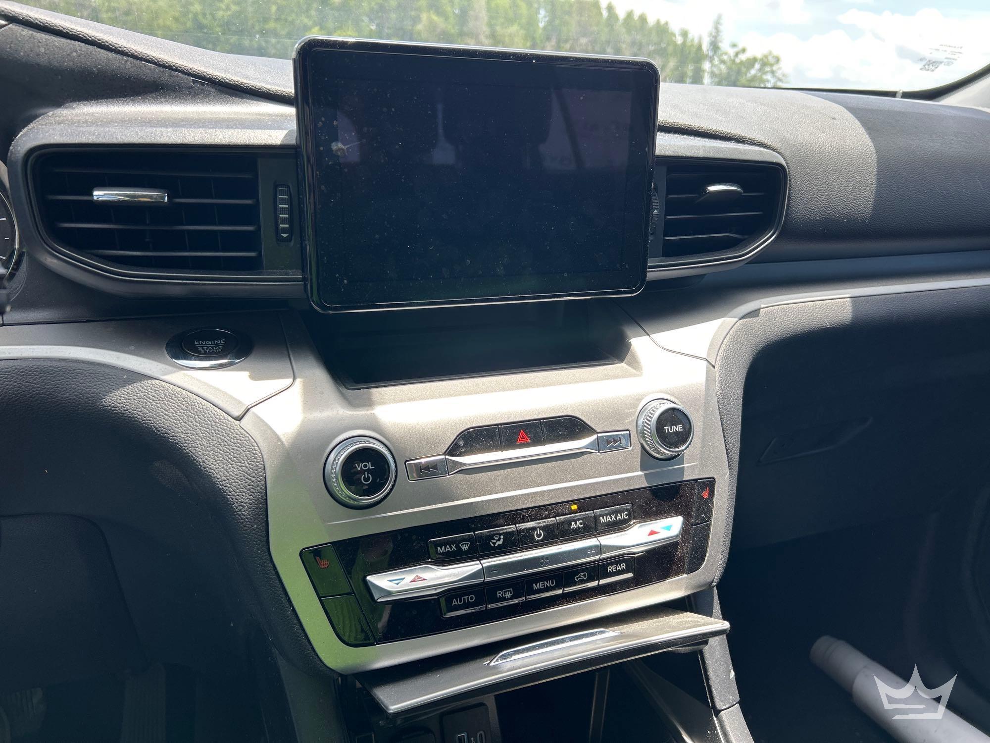 2022 Ford EXPLORER
