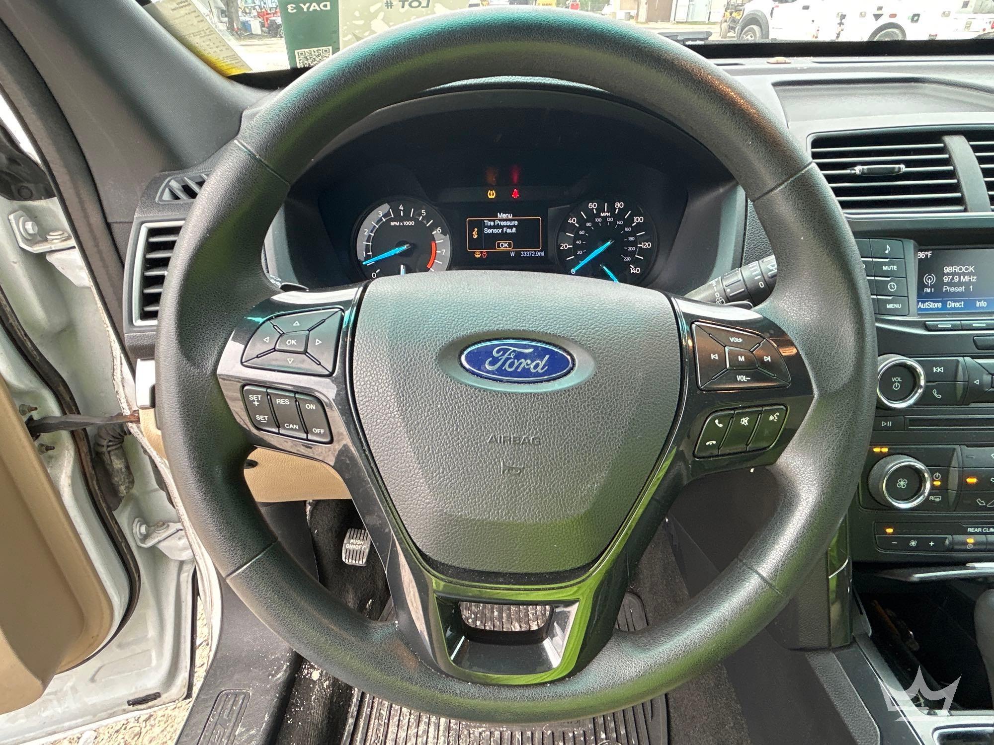 2016 Ford EXPLORER