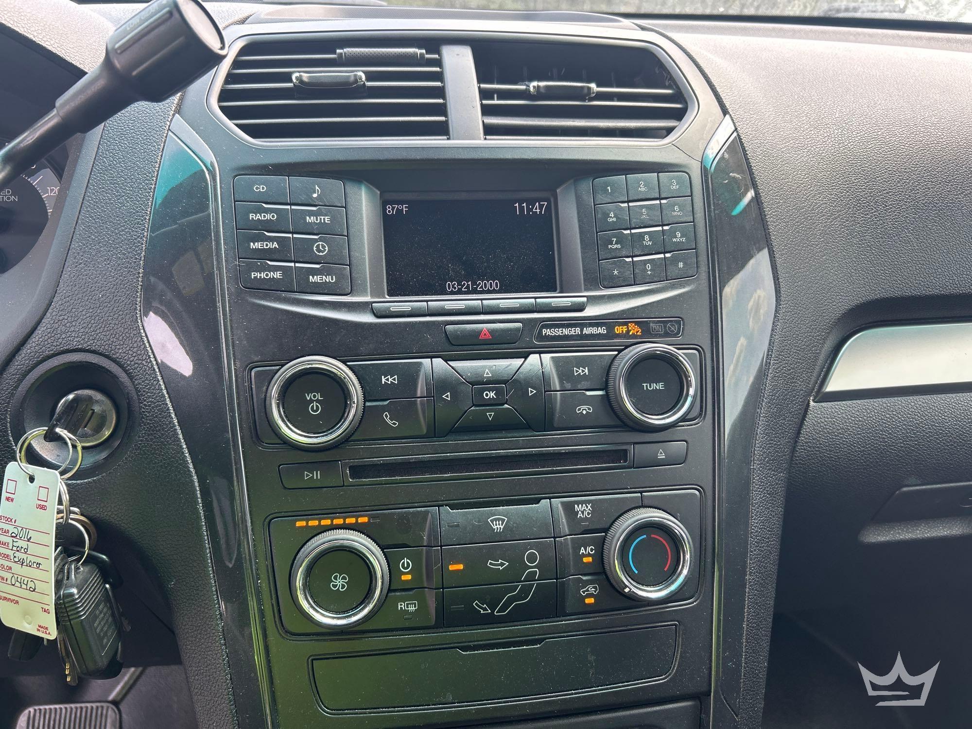 2016 Ford EXPLORER