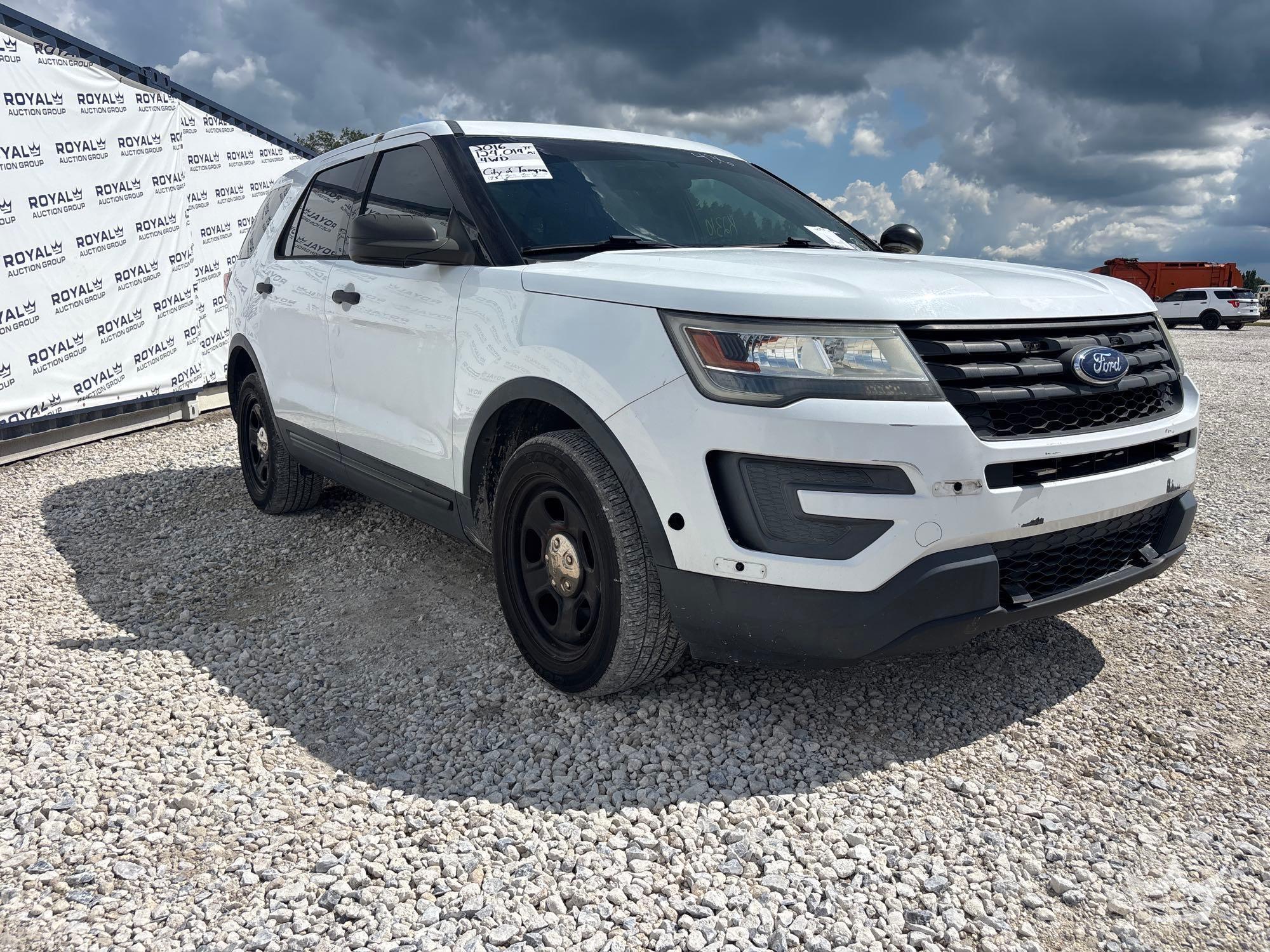 2016 Ford EXPLORER