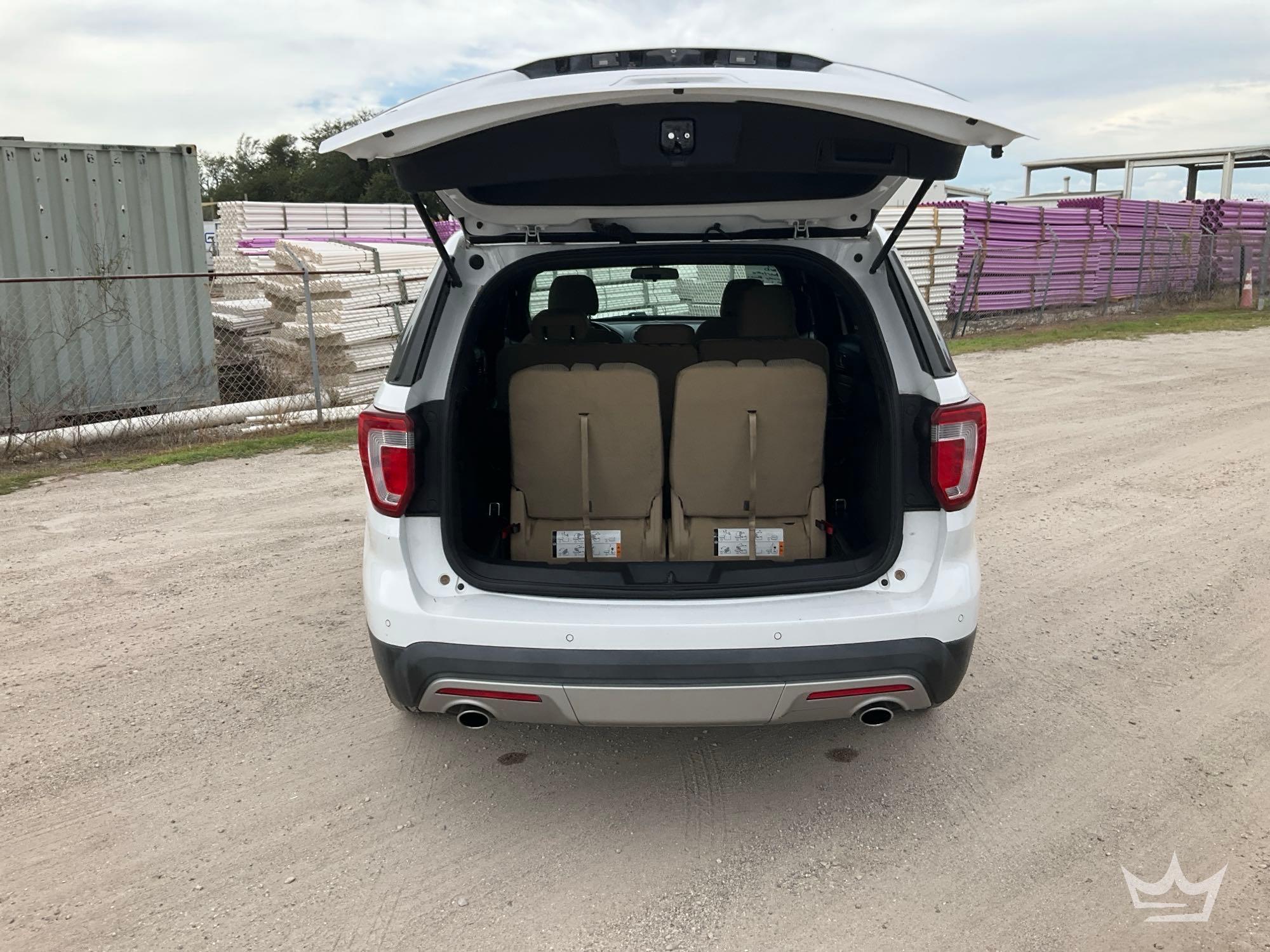2017 Ford Explorer