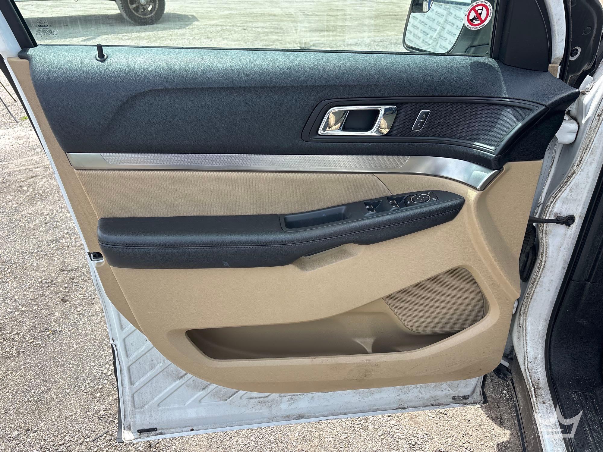 2016 Ford Explorer