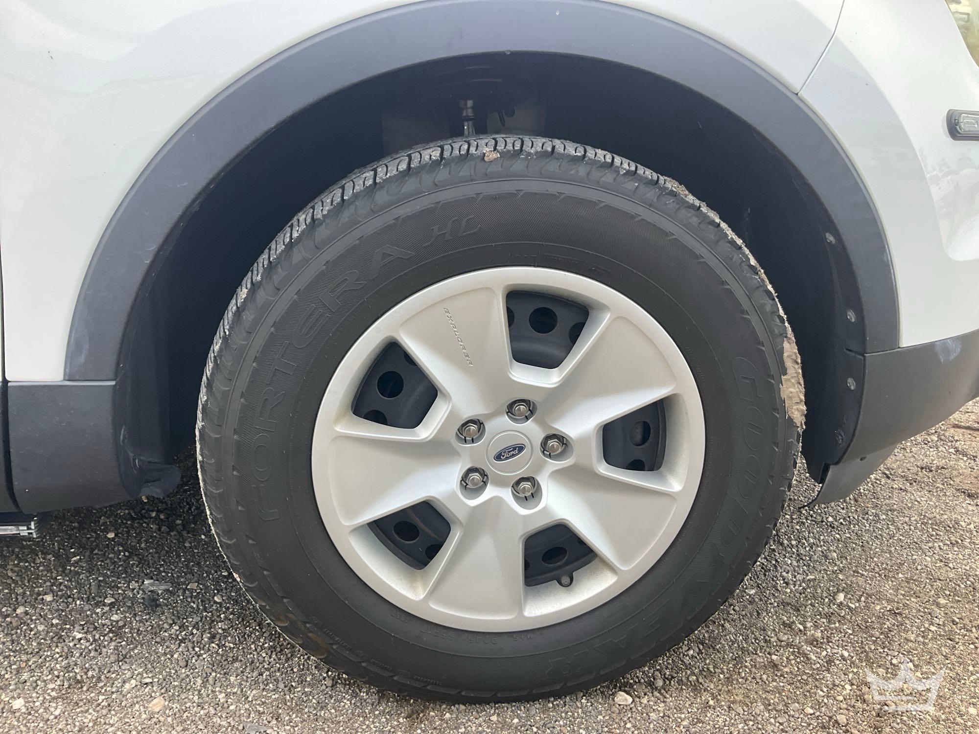 2013 Ford EXPLORER