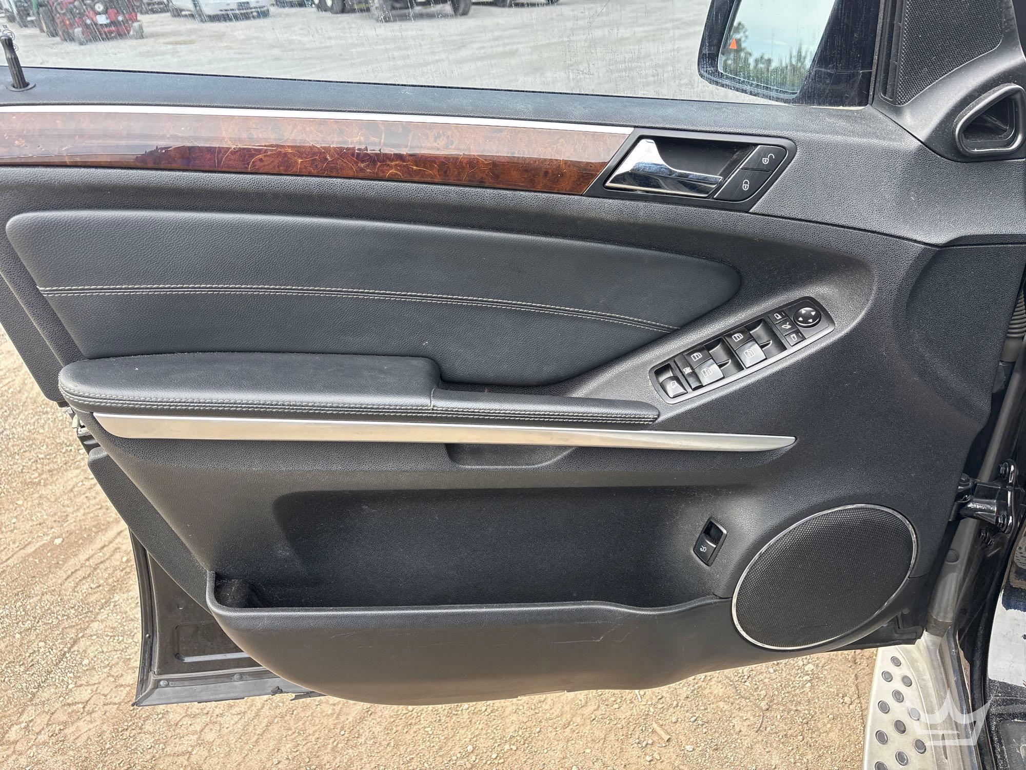 2012 Mercedes-Benz GL550