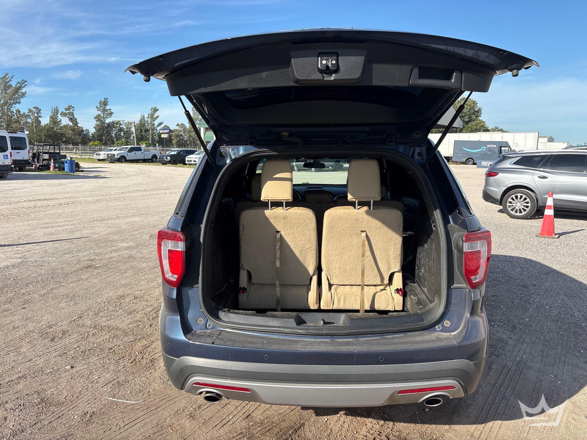 2017 Ford EXPLORER