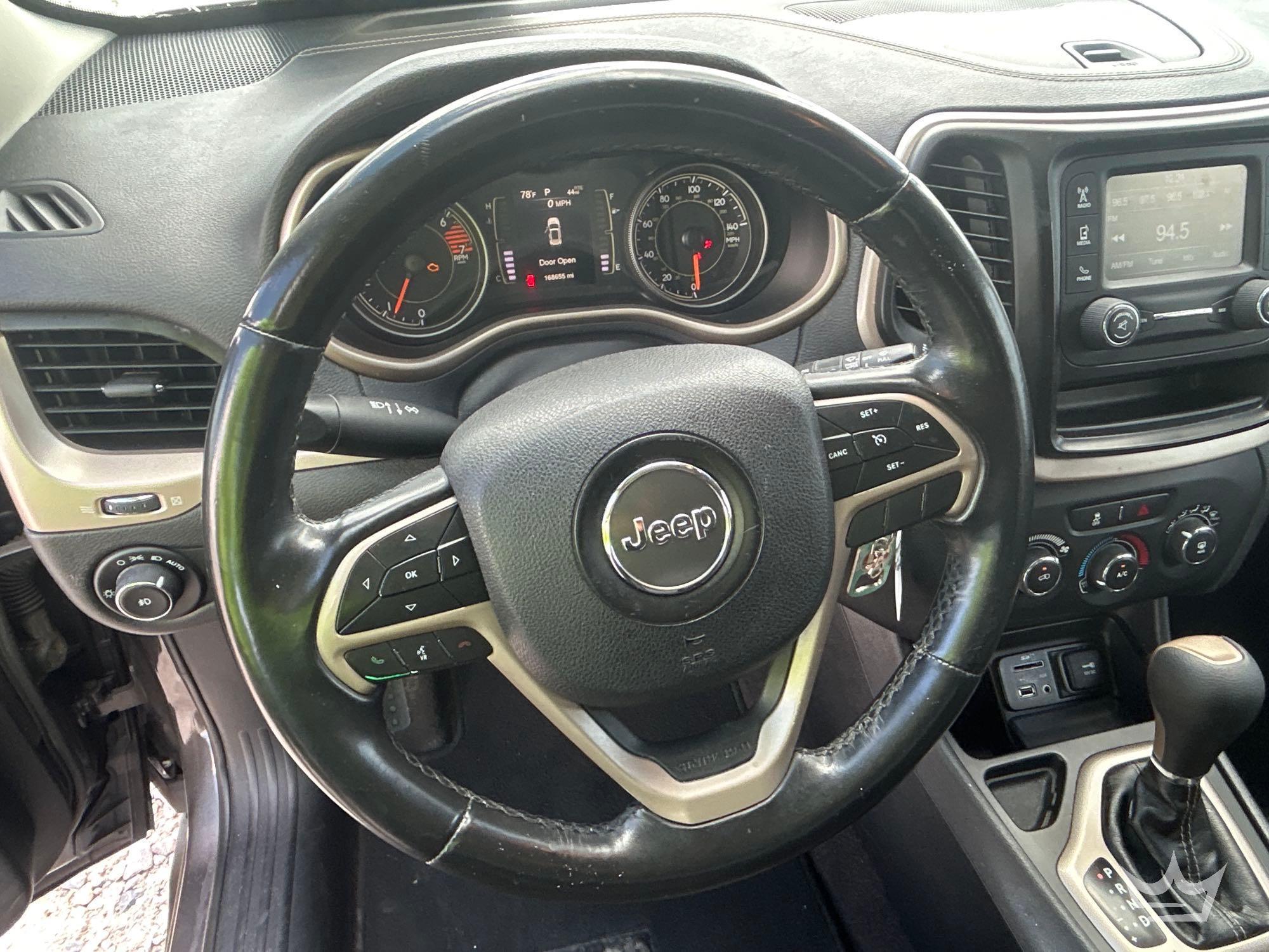 2018 Jeep CHEROKEE