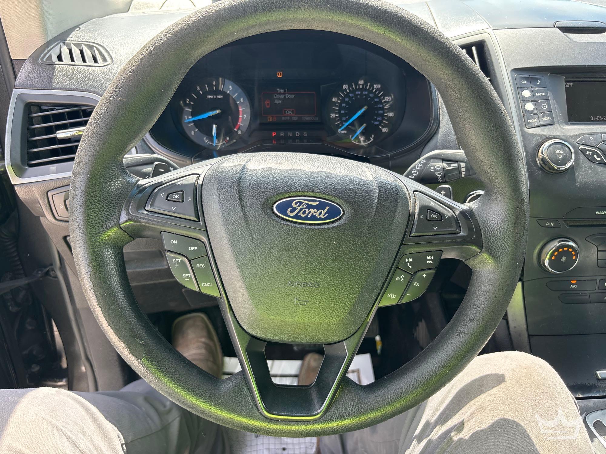 2016 Ford EDGE