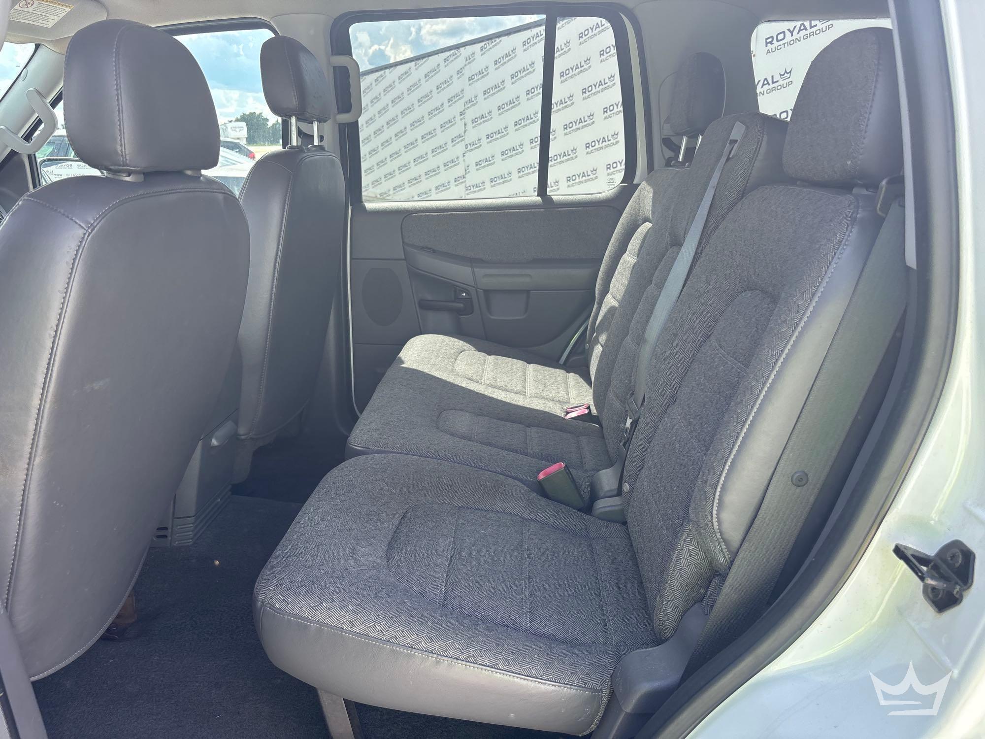 2005 Ford EXPLORER