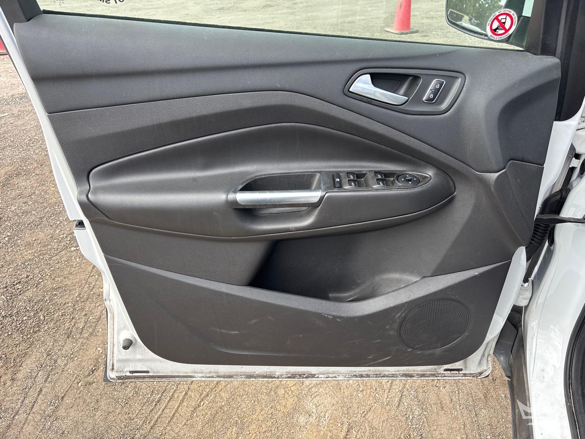 2016 Ford ESCAPE