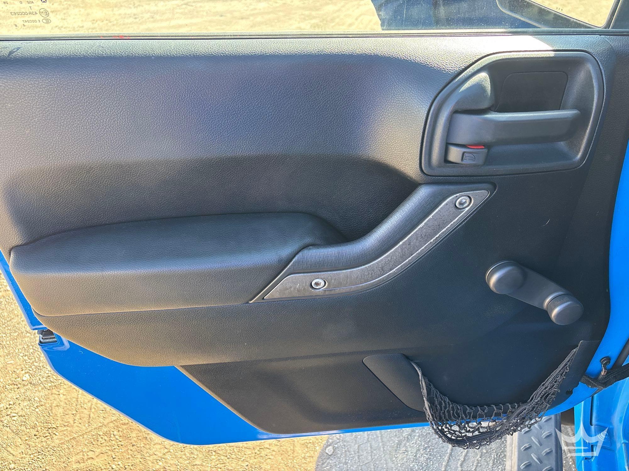 2011 Jeep WRANGLER