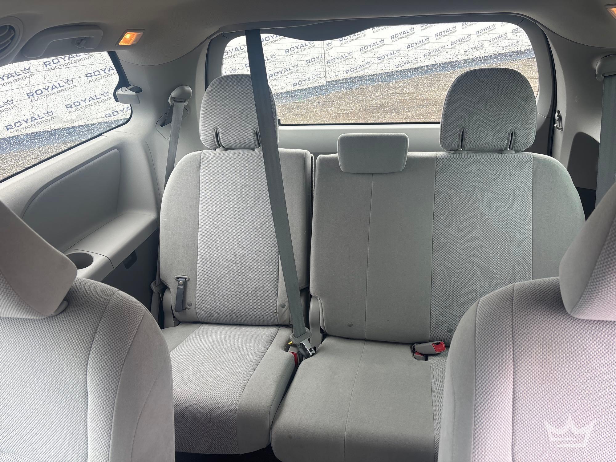 2017 Toyota SIENNA
