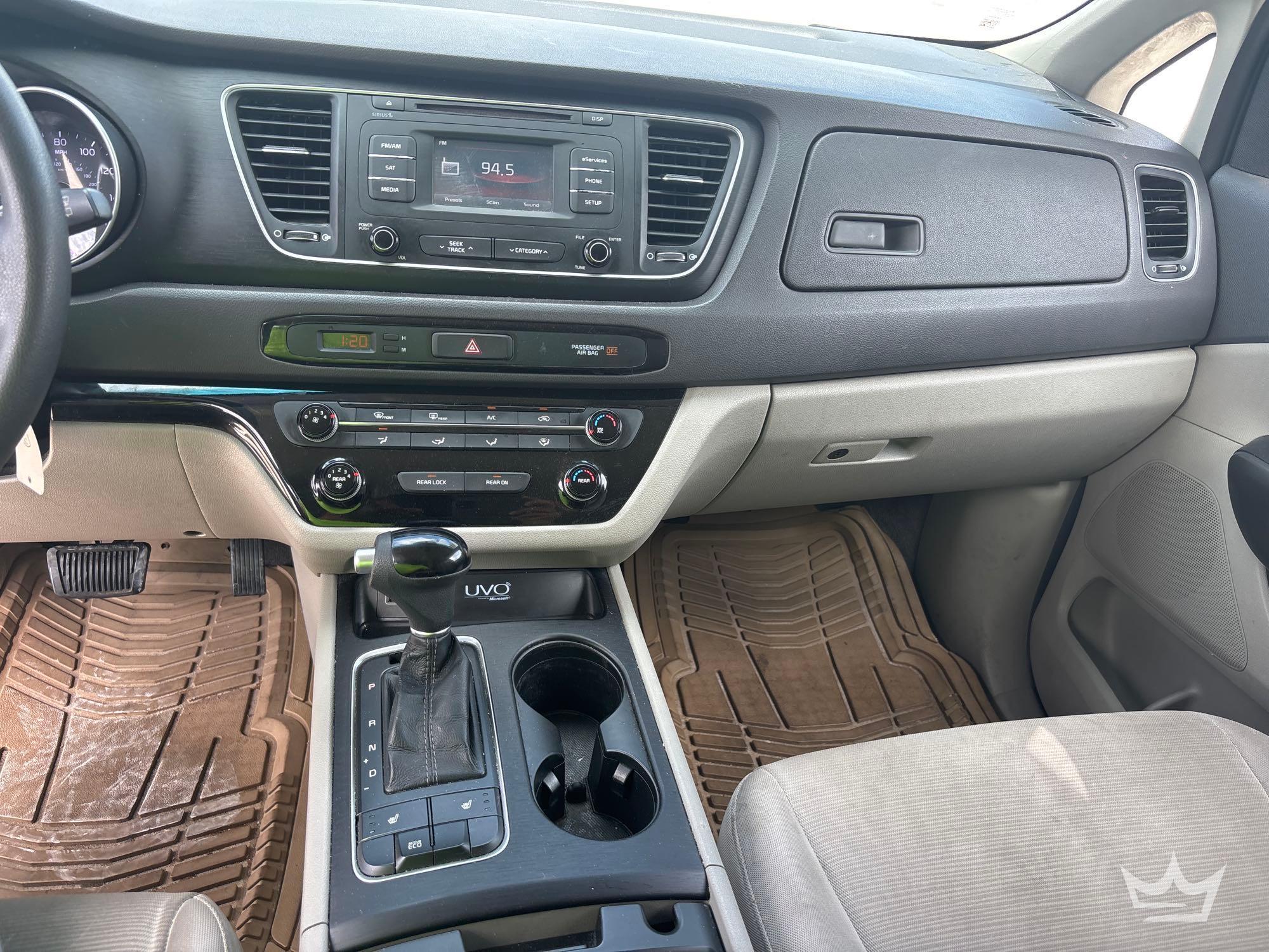 2015 Kia SEDONA