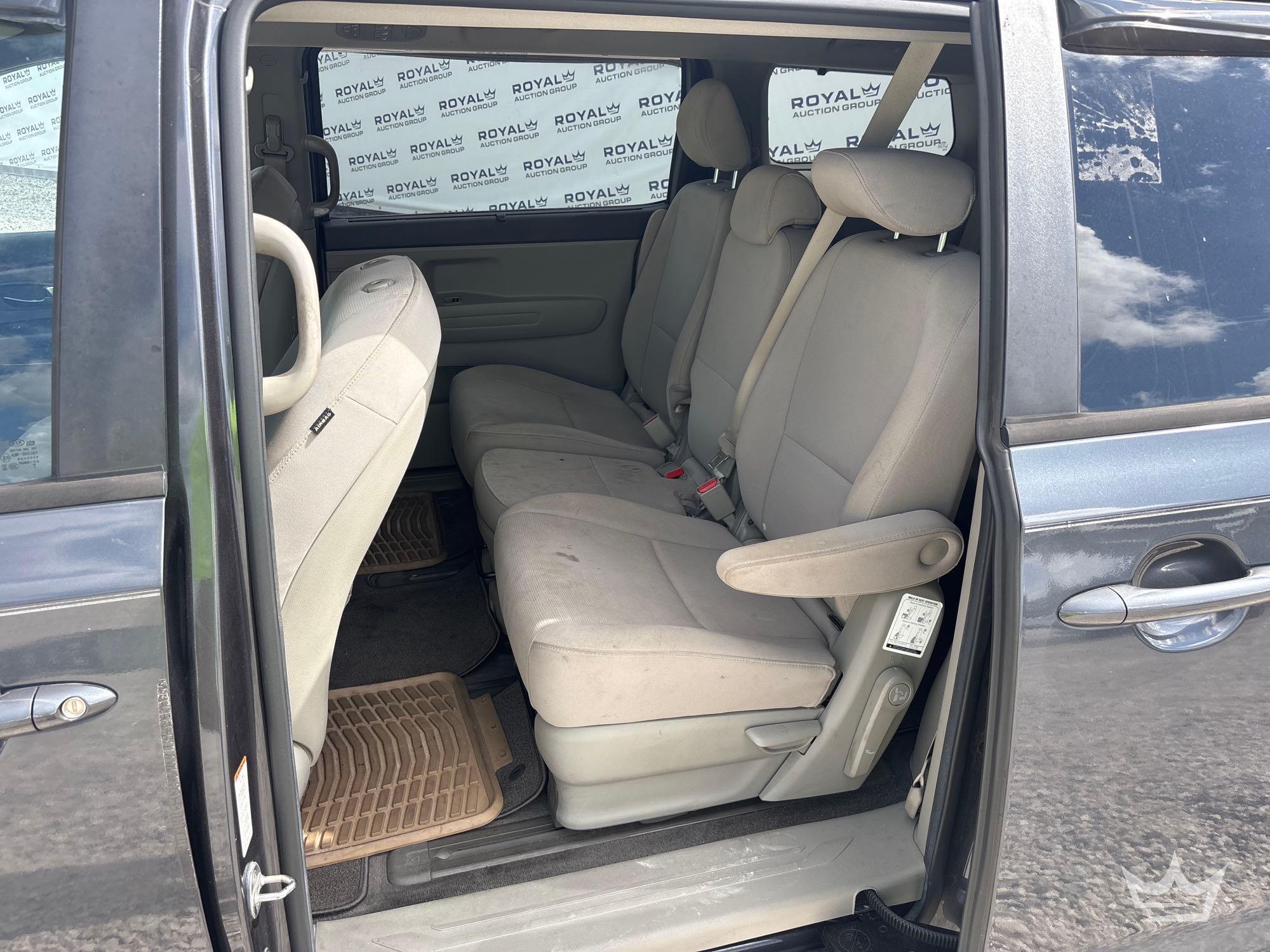 2015 Kia SEDONA