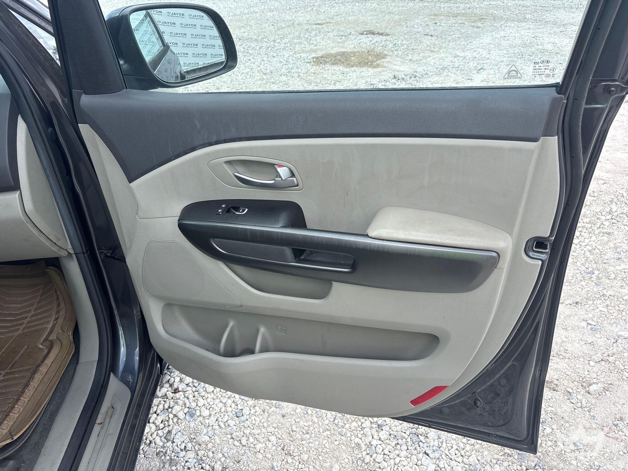2015 Kia Sedona