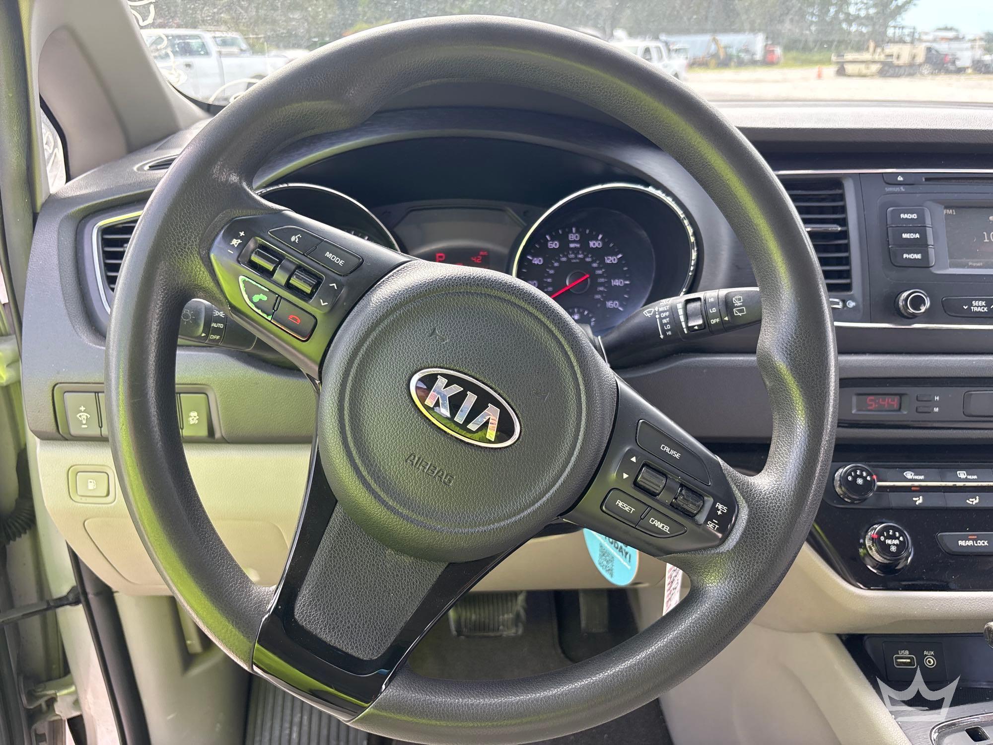 2016 Kia SEDONA