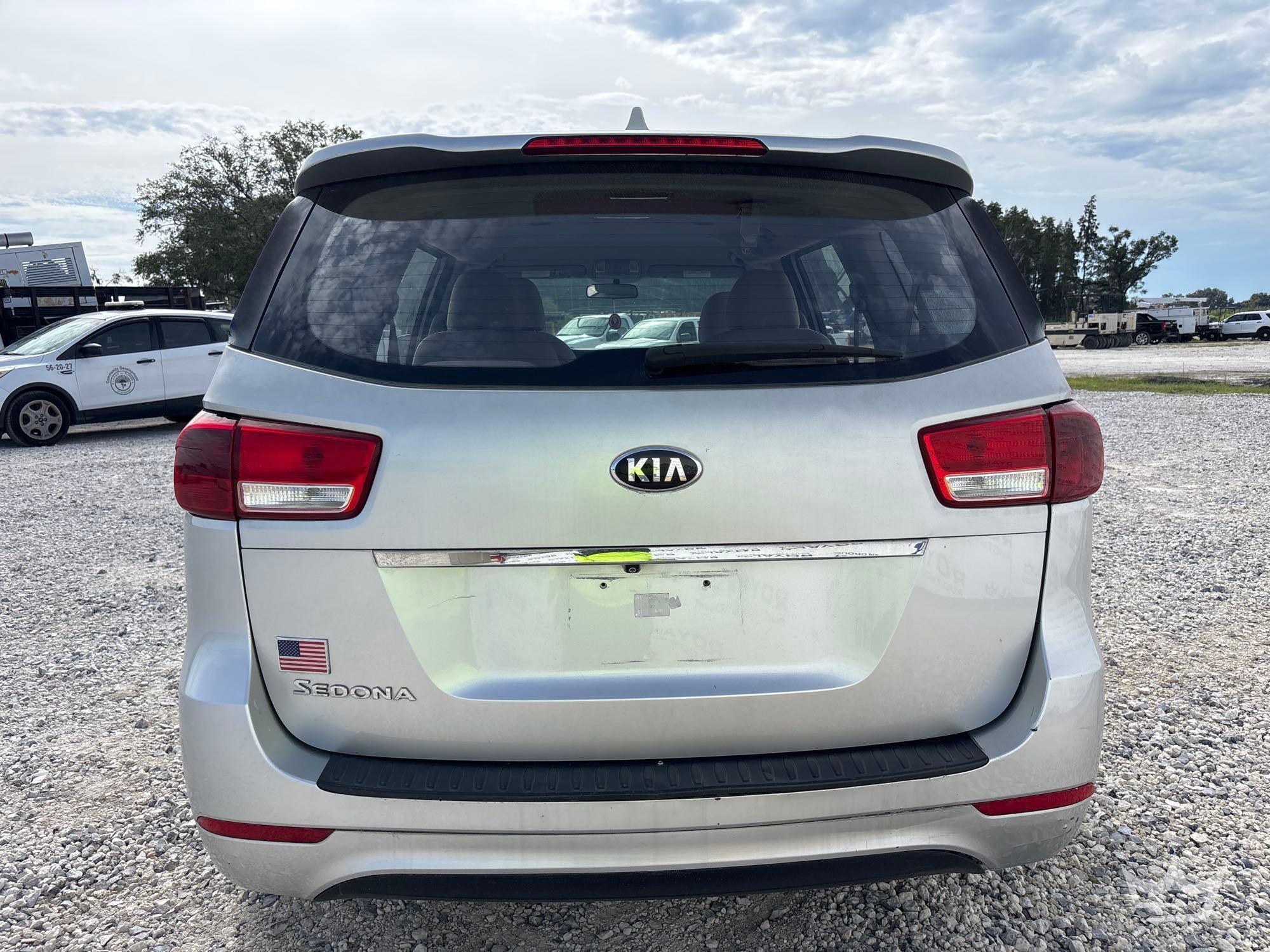 2016 Kia SEDONA