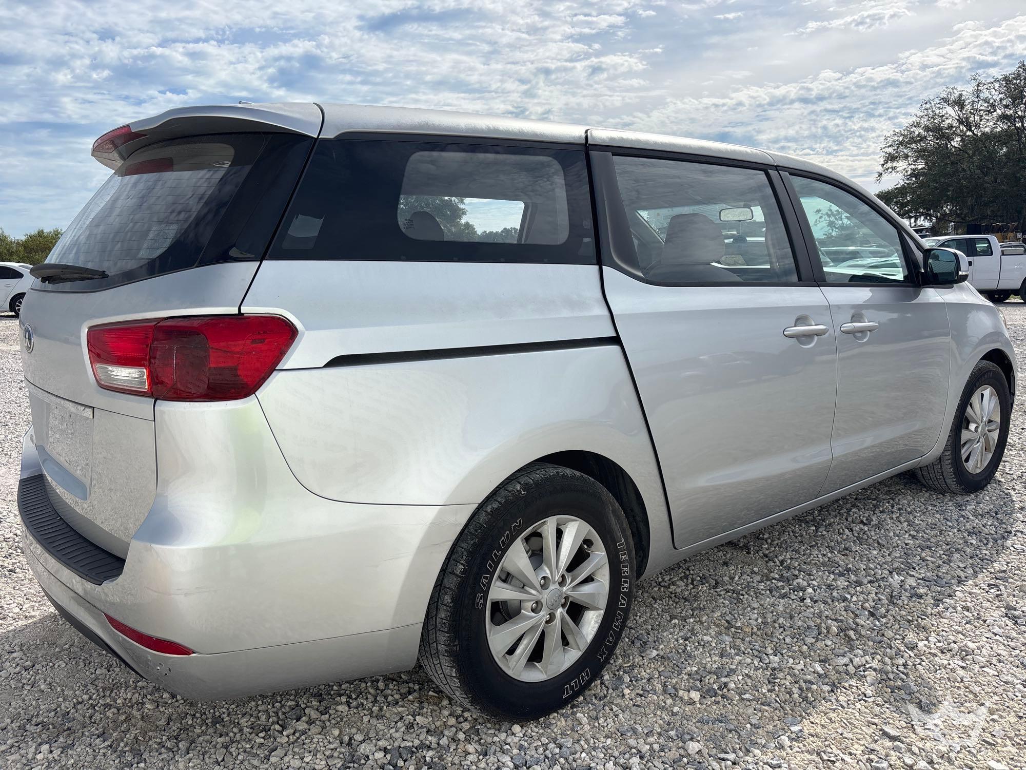2016 Kia SEDONA