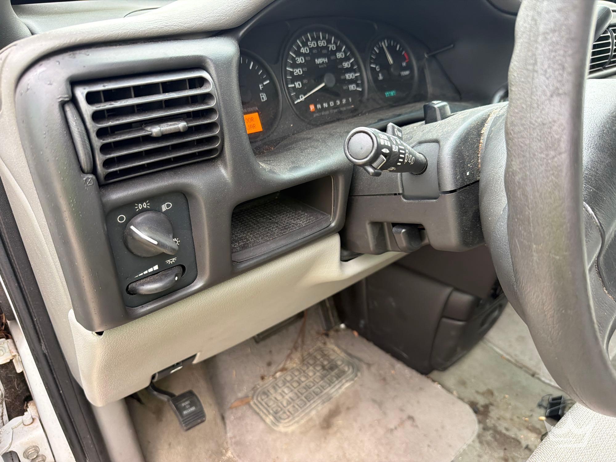 2004 Chevrolet VENTURE