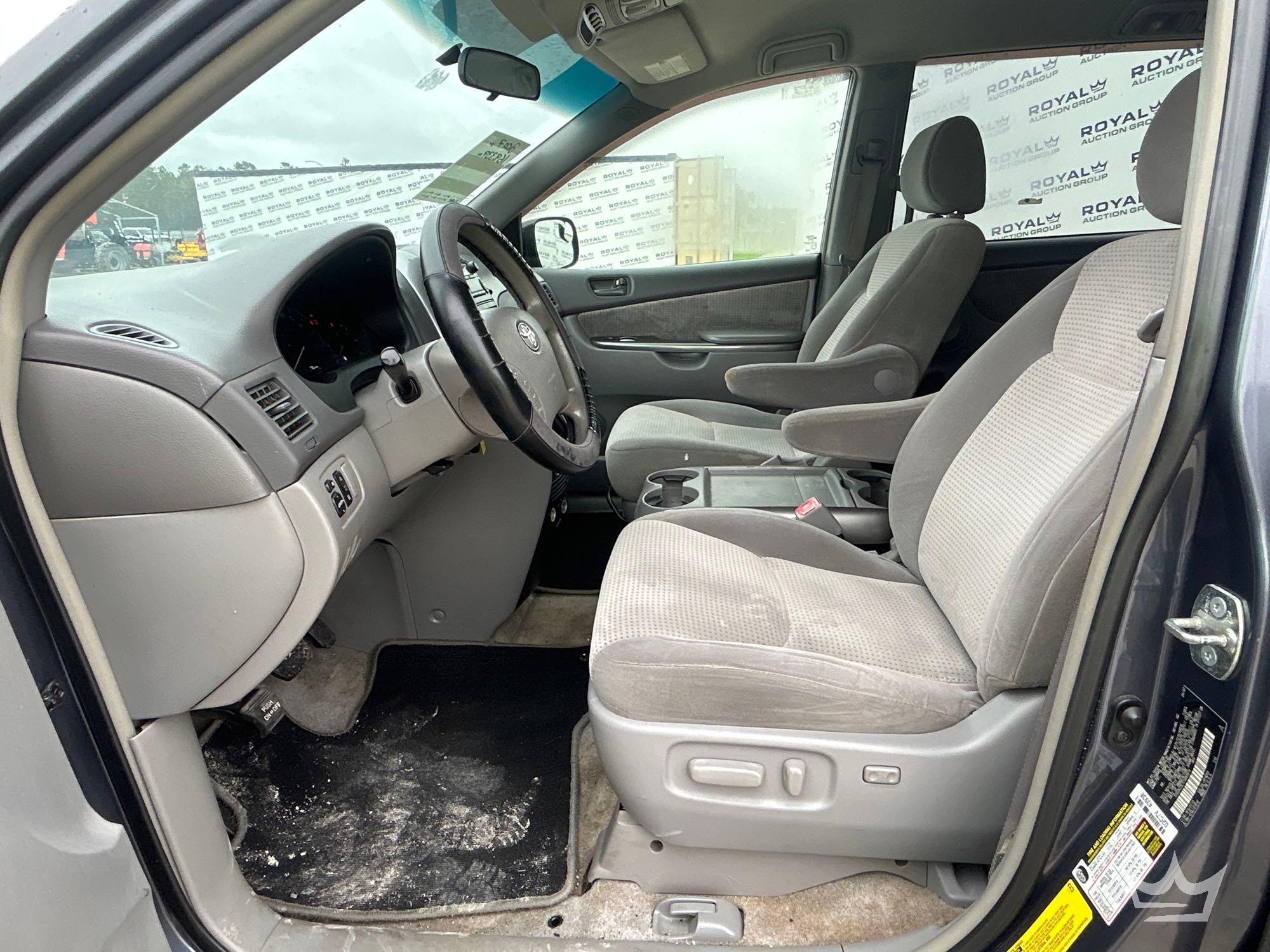 2007 Toyota SIENNA
