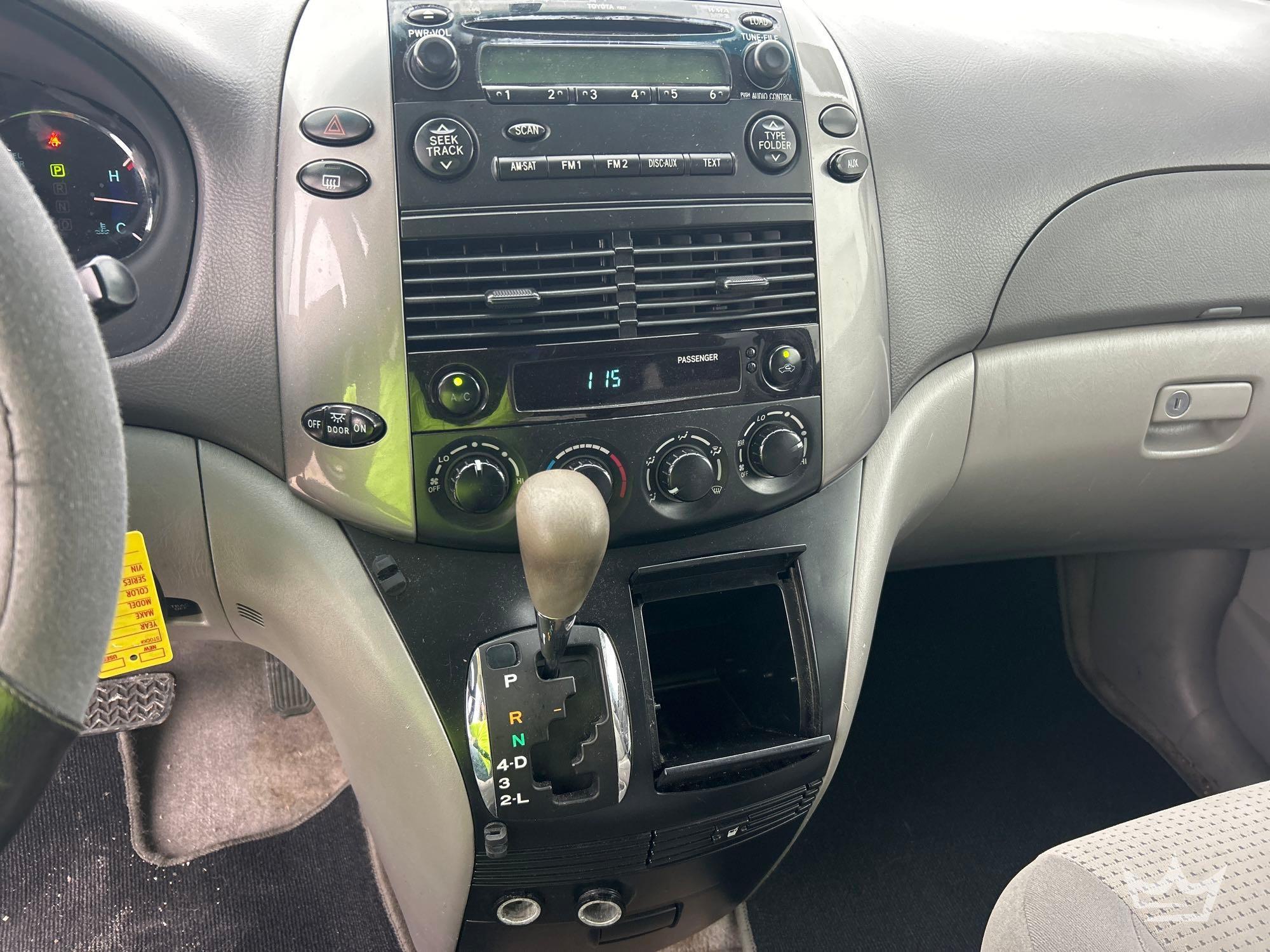2007 Toyota SIENNA