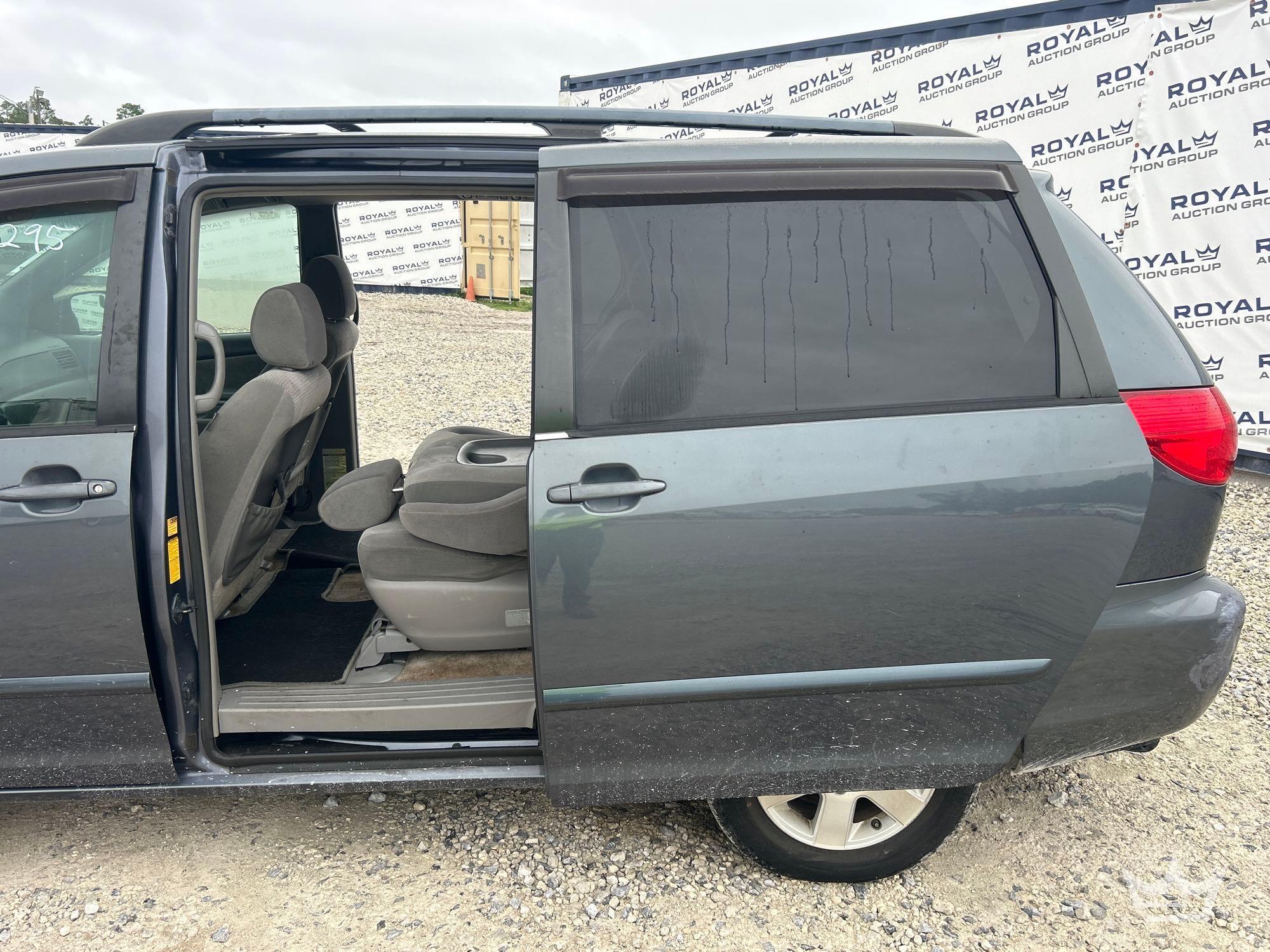 2007 Toyota SIENNA