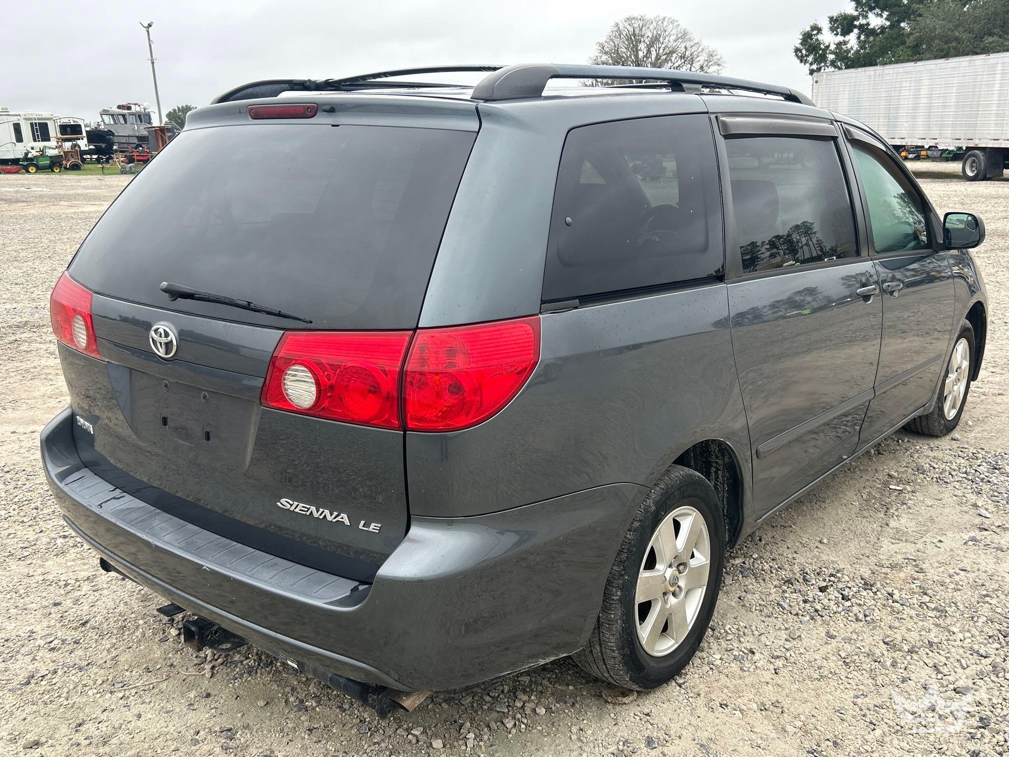 2007 Toyota SIENNA