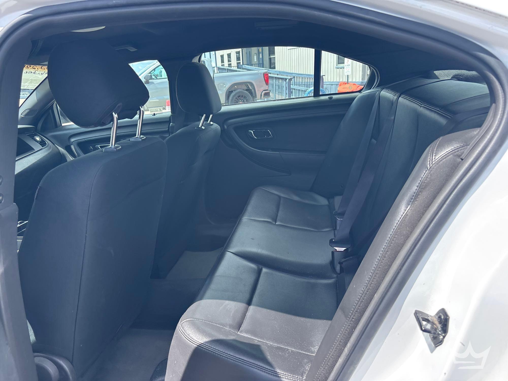 2013 Ford TAURUS