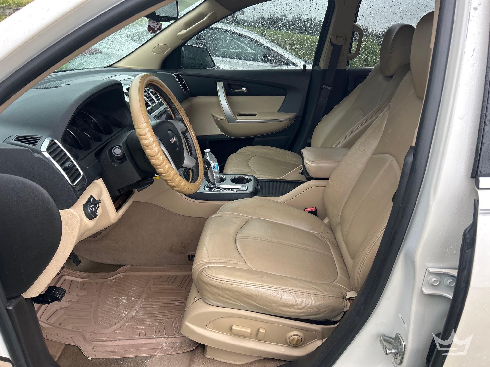 2011 GMC ACADIA