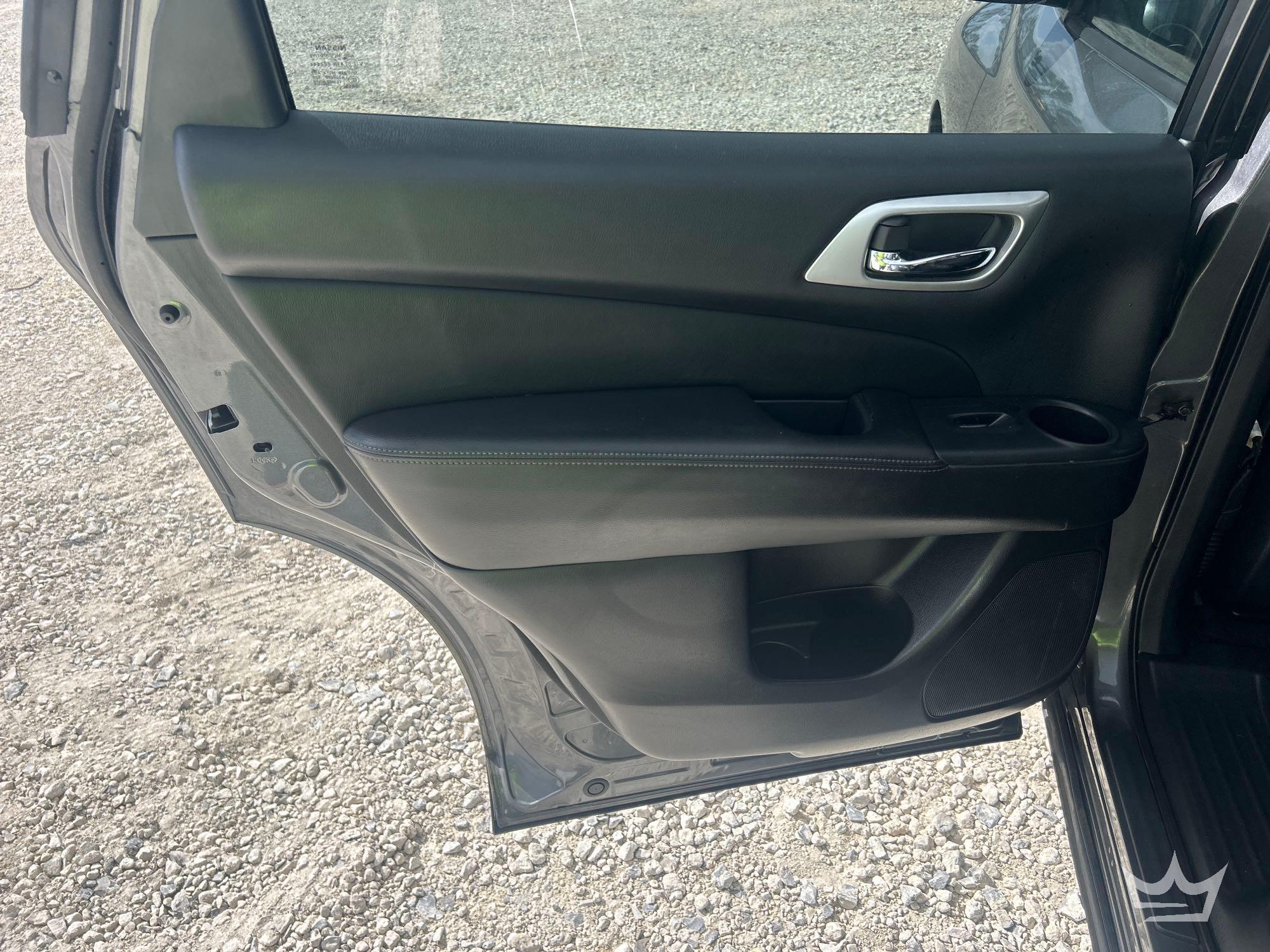 2019 Nissan PATHFINDER