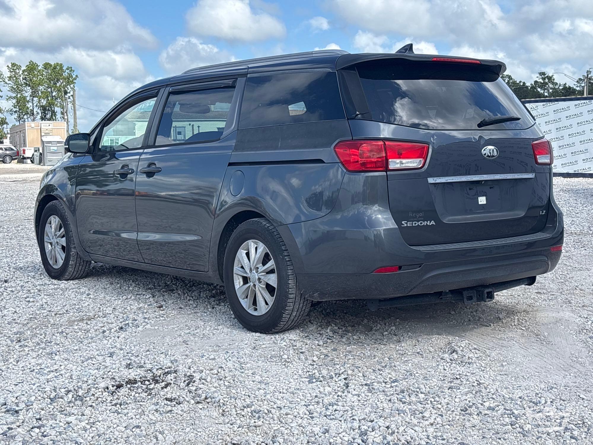 2015 Kia Sedona
