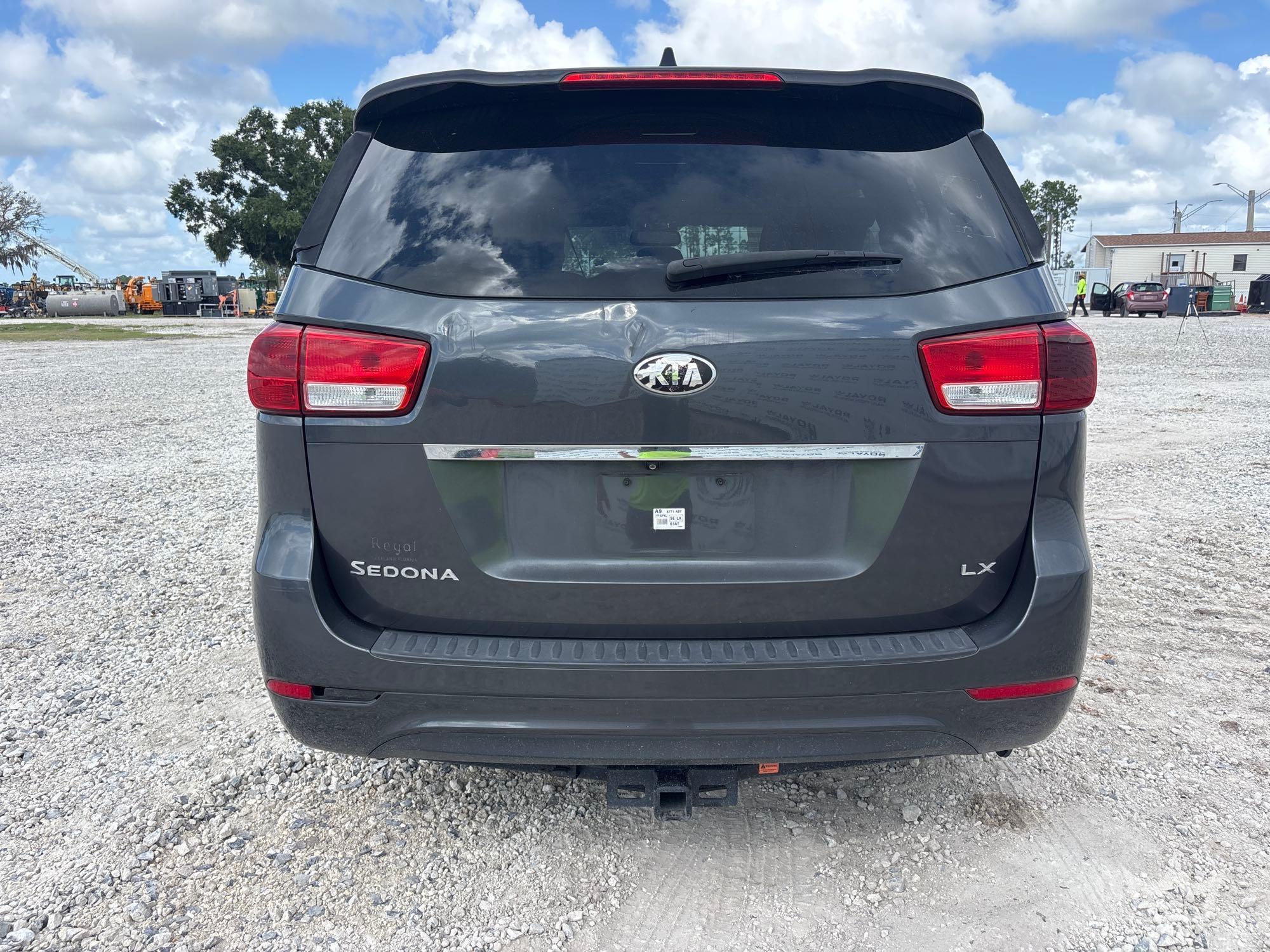 2015 Kia Sedona