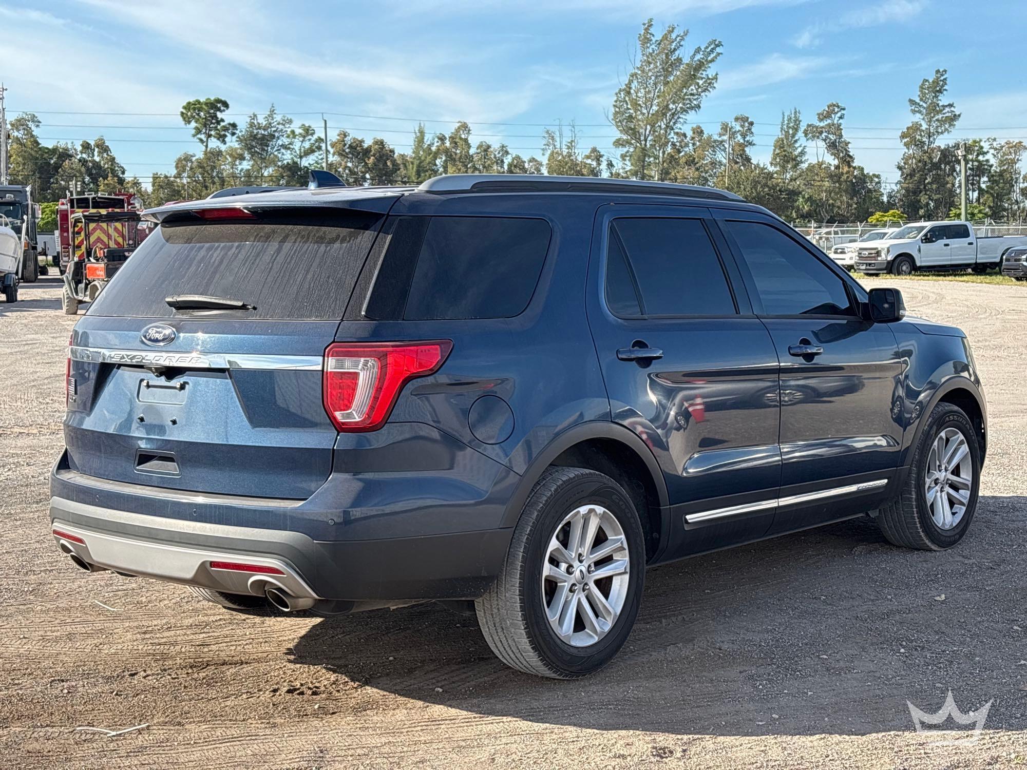 2017 Ford Explorer