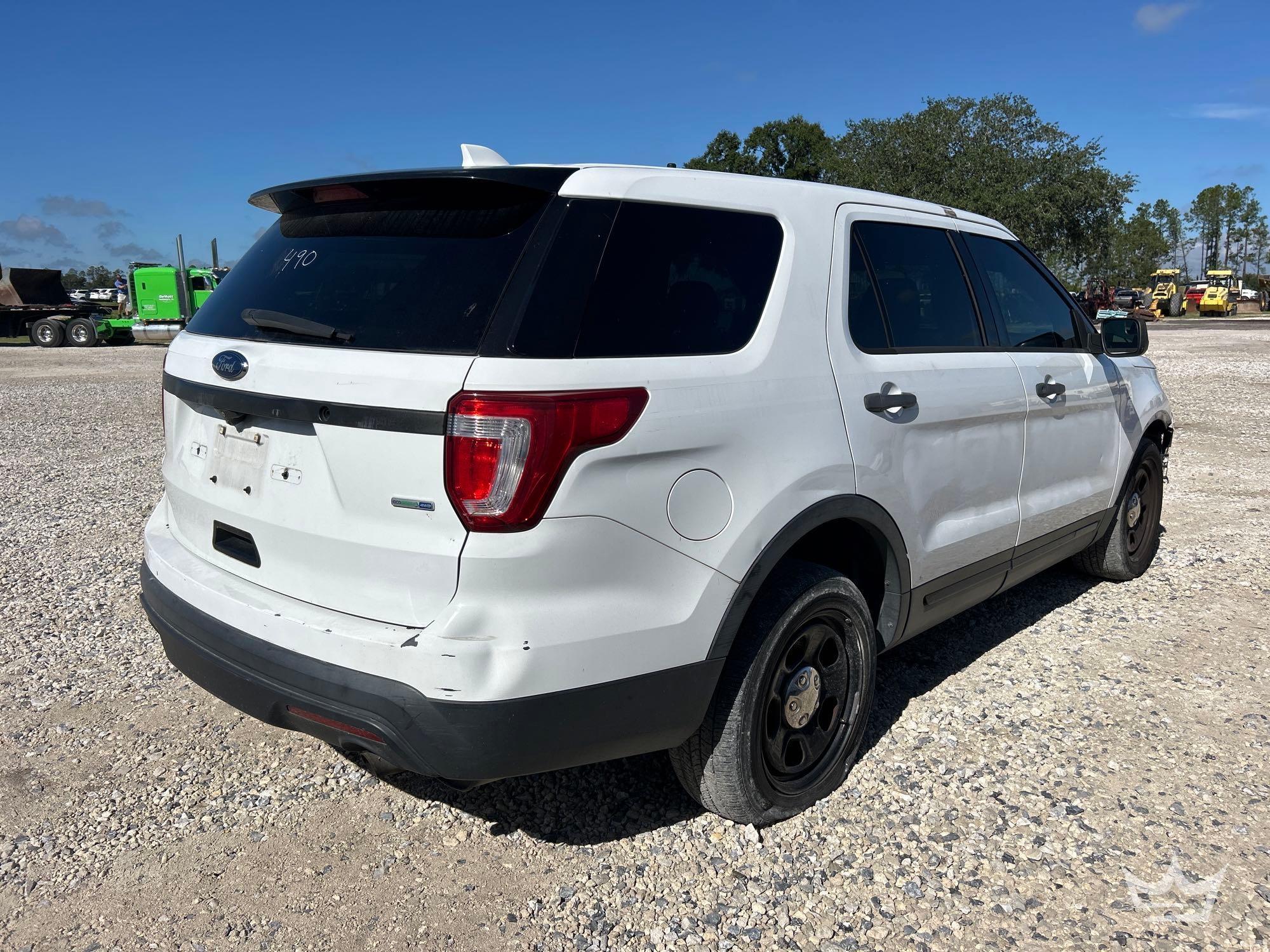 2016 Ford Explorer