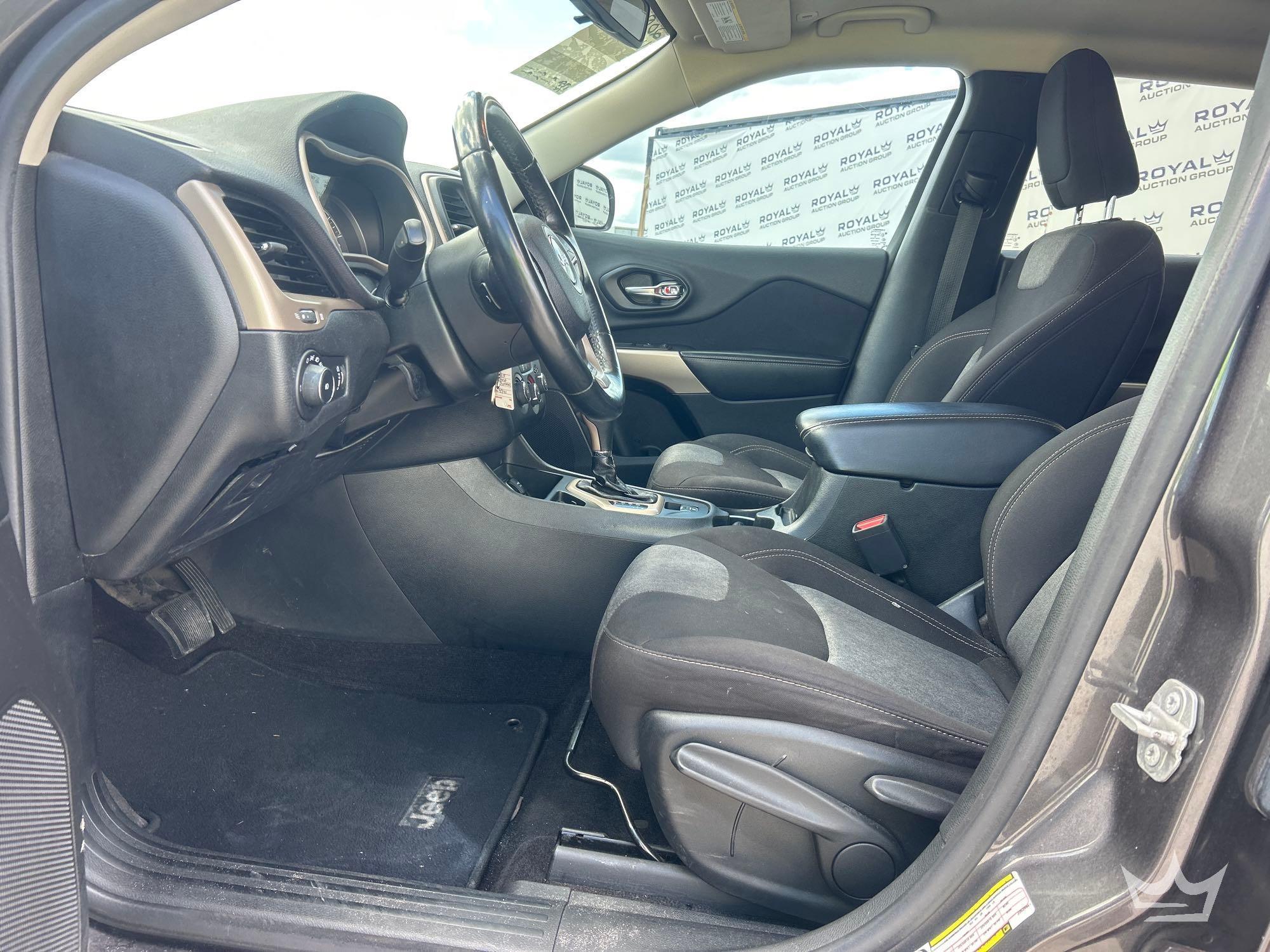 2018 Jeep CHEROKEE