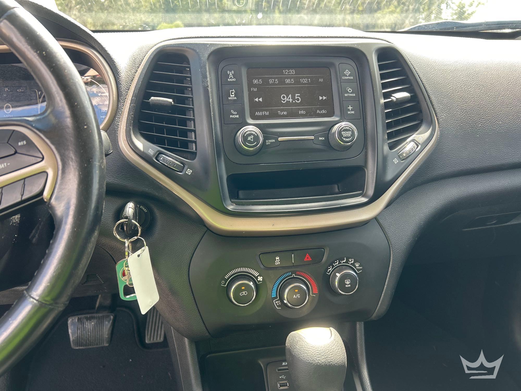 2018 Jeep CHEROKEE