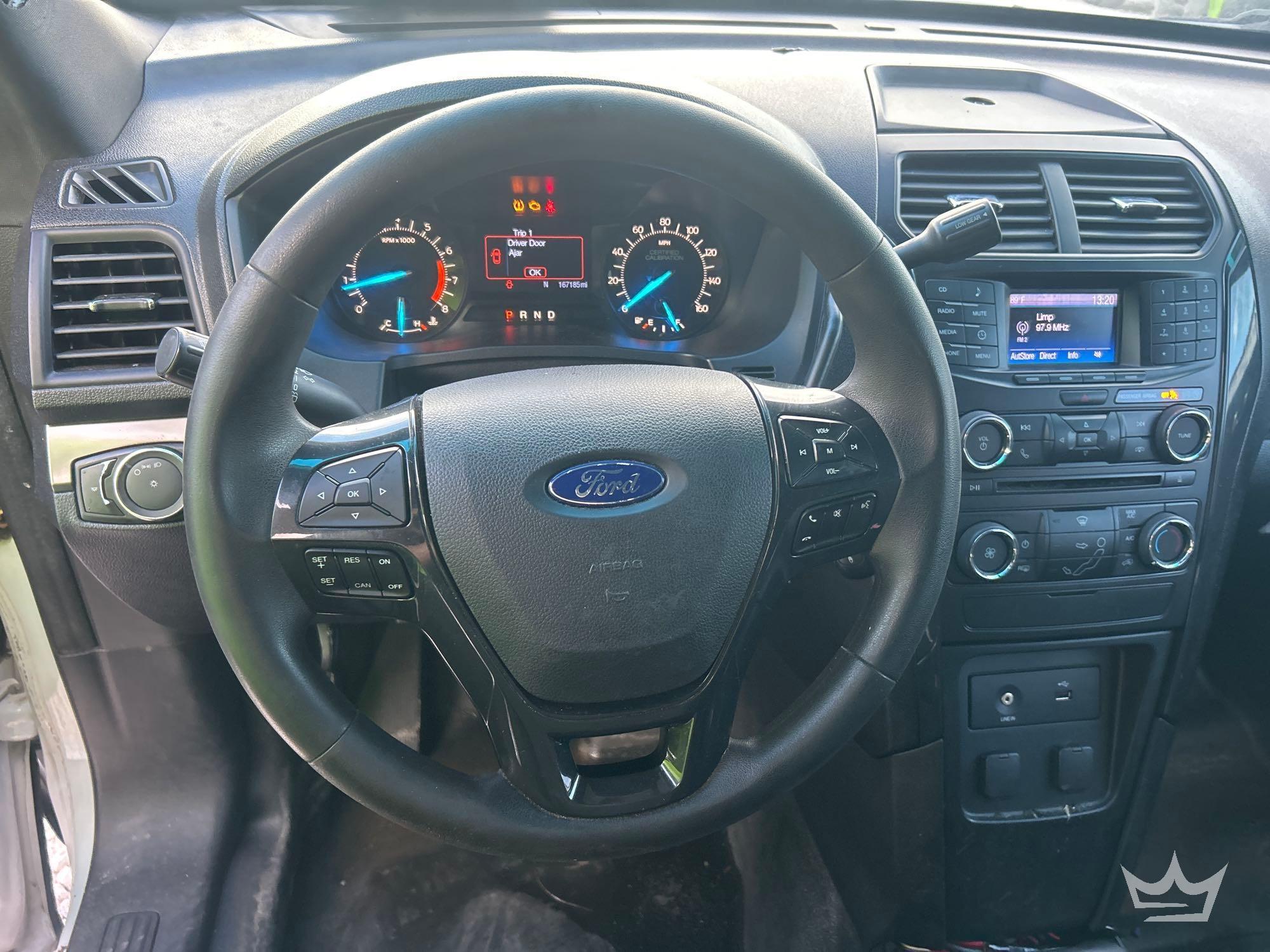 2016 Ford Explorer