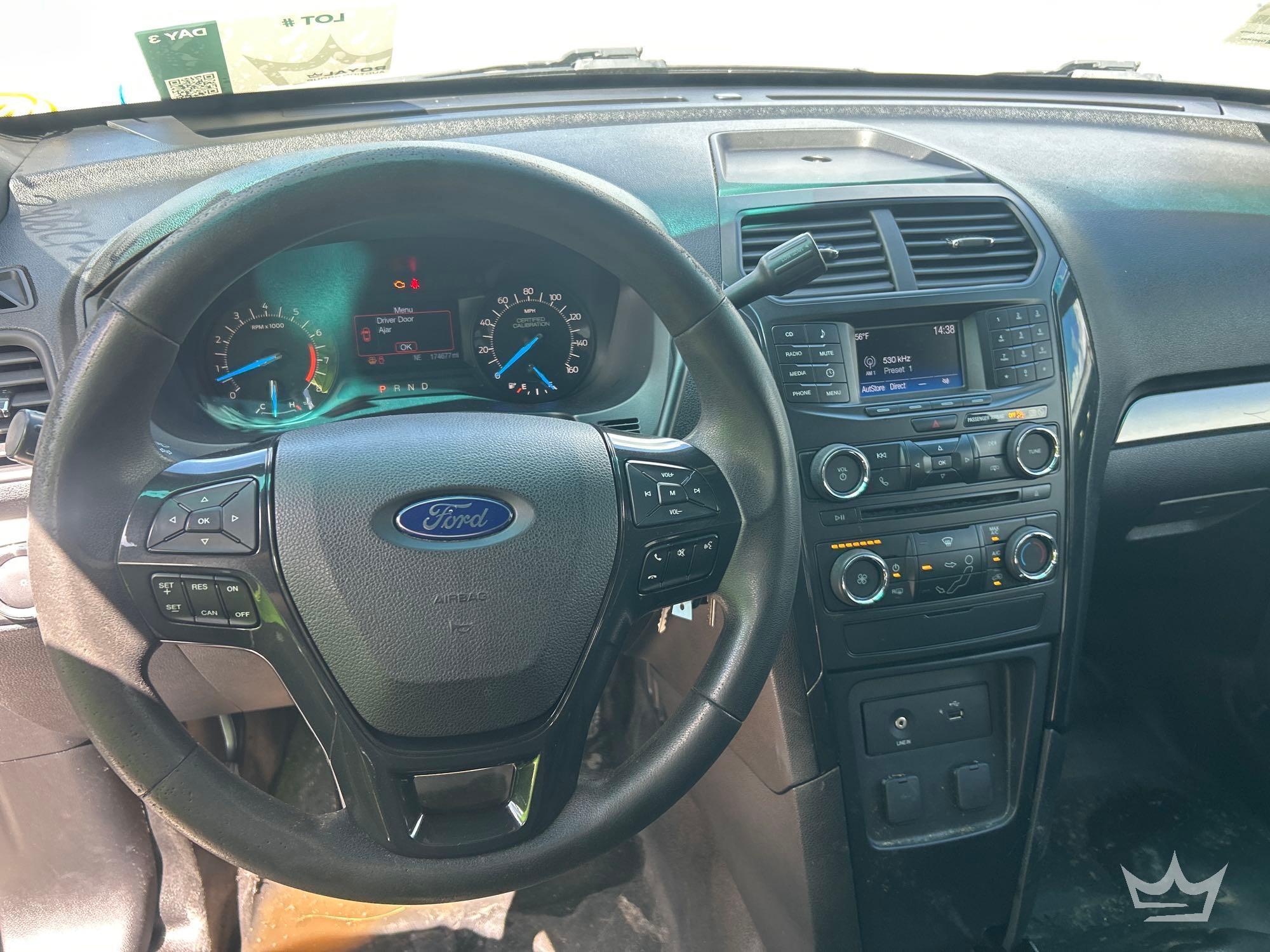 2016 Ford Explorer