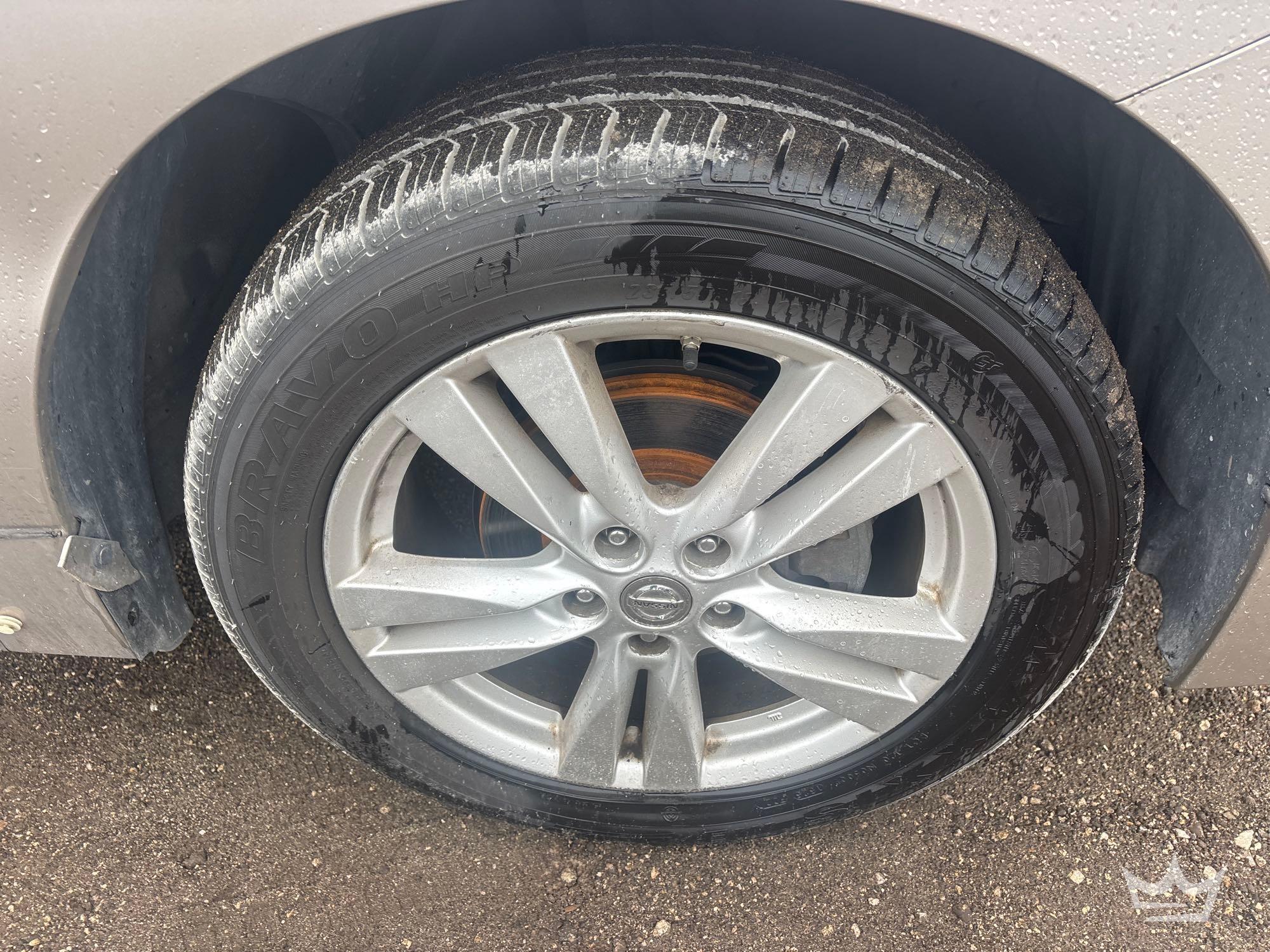 2012 Nissan QUEST