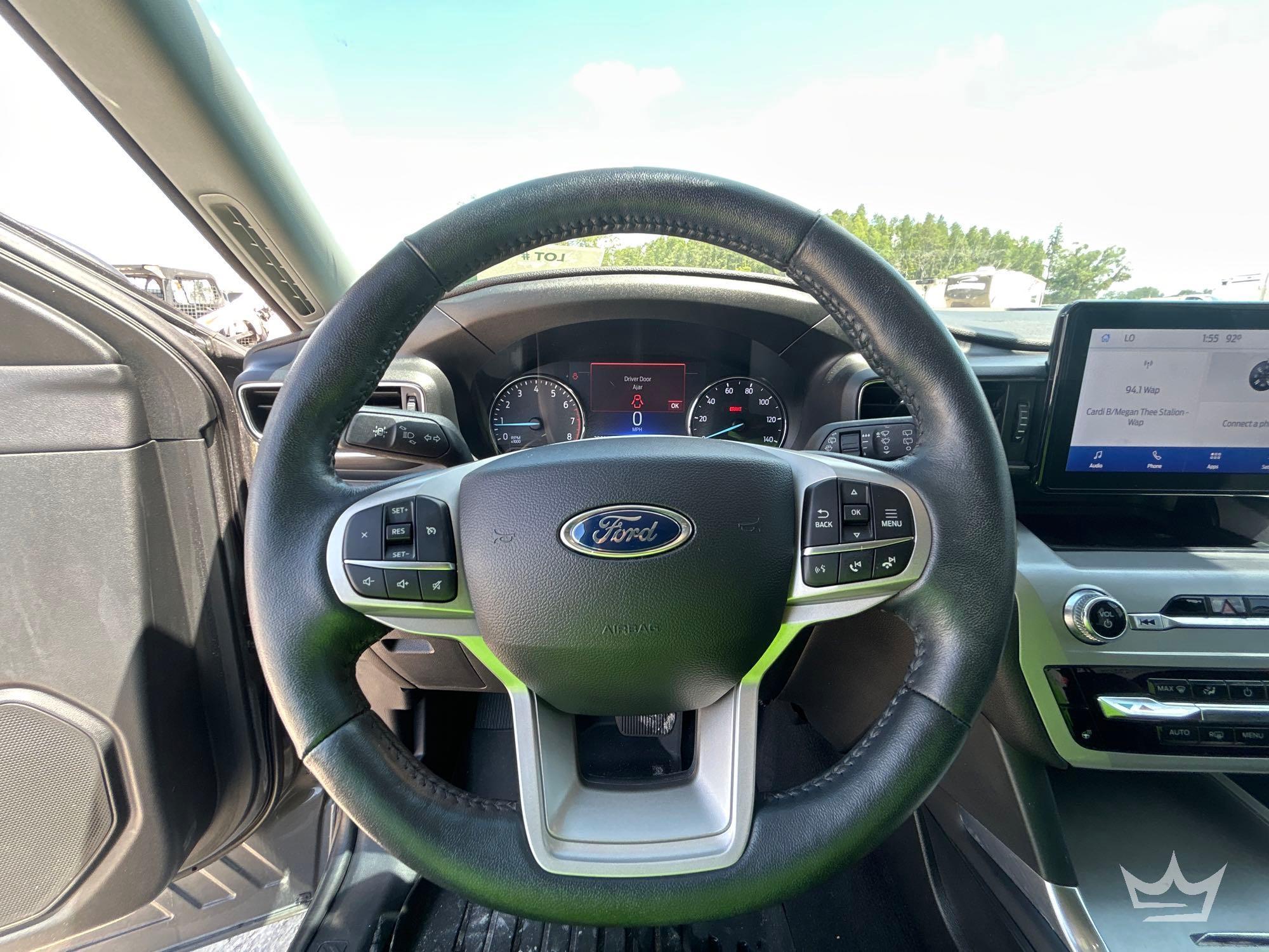 2023 Ford Explorer